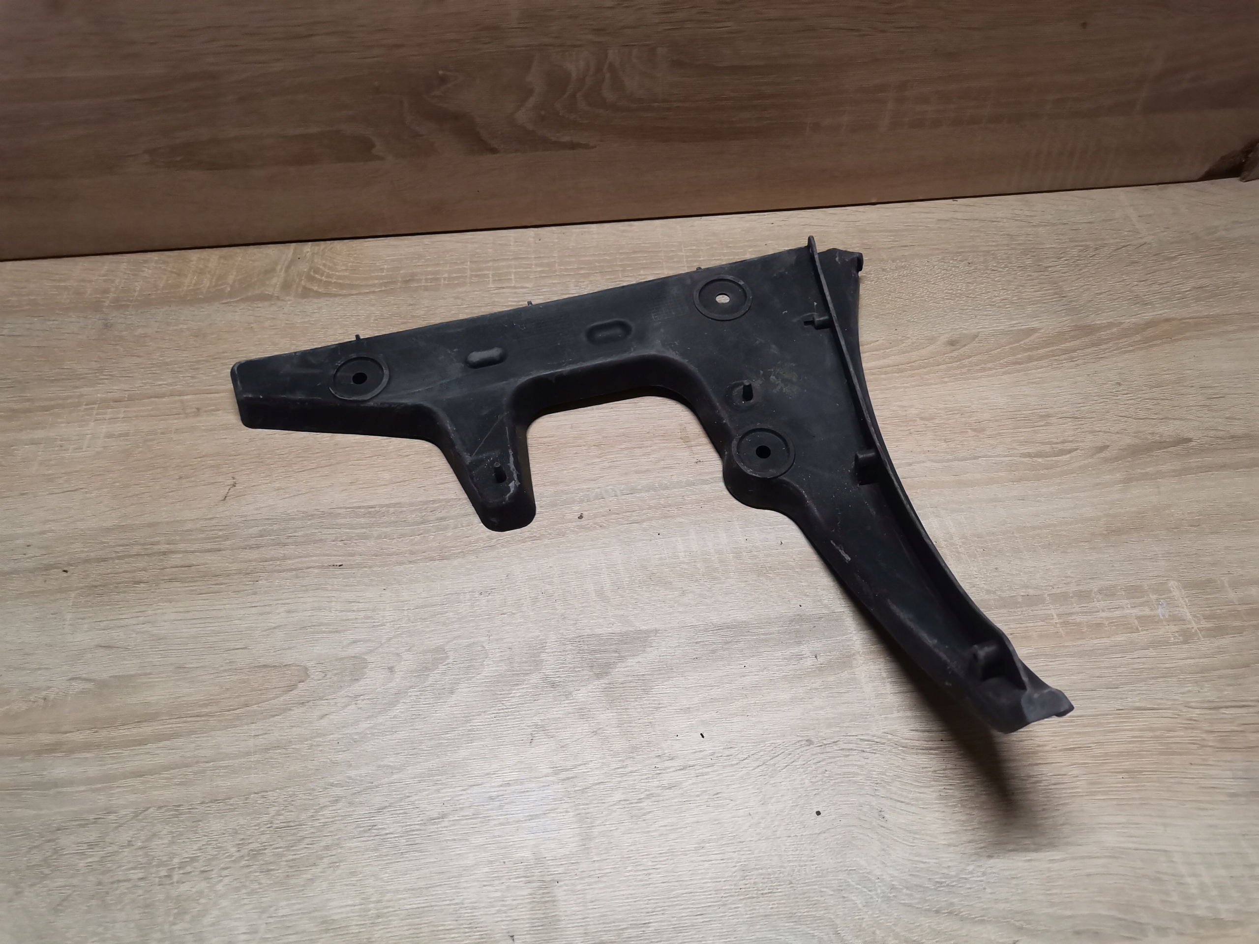 bumper bracket left rear part AUDI A6 C6 AVANT 4F9807453