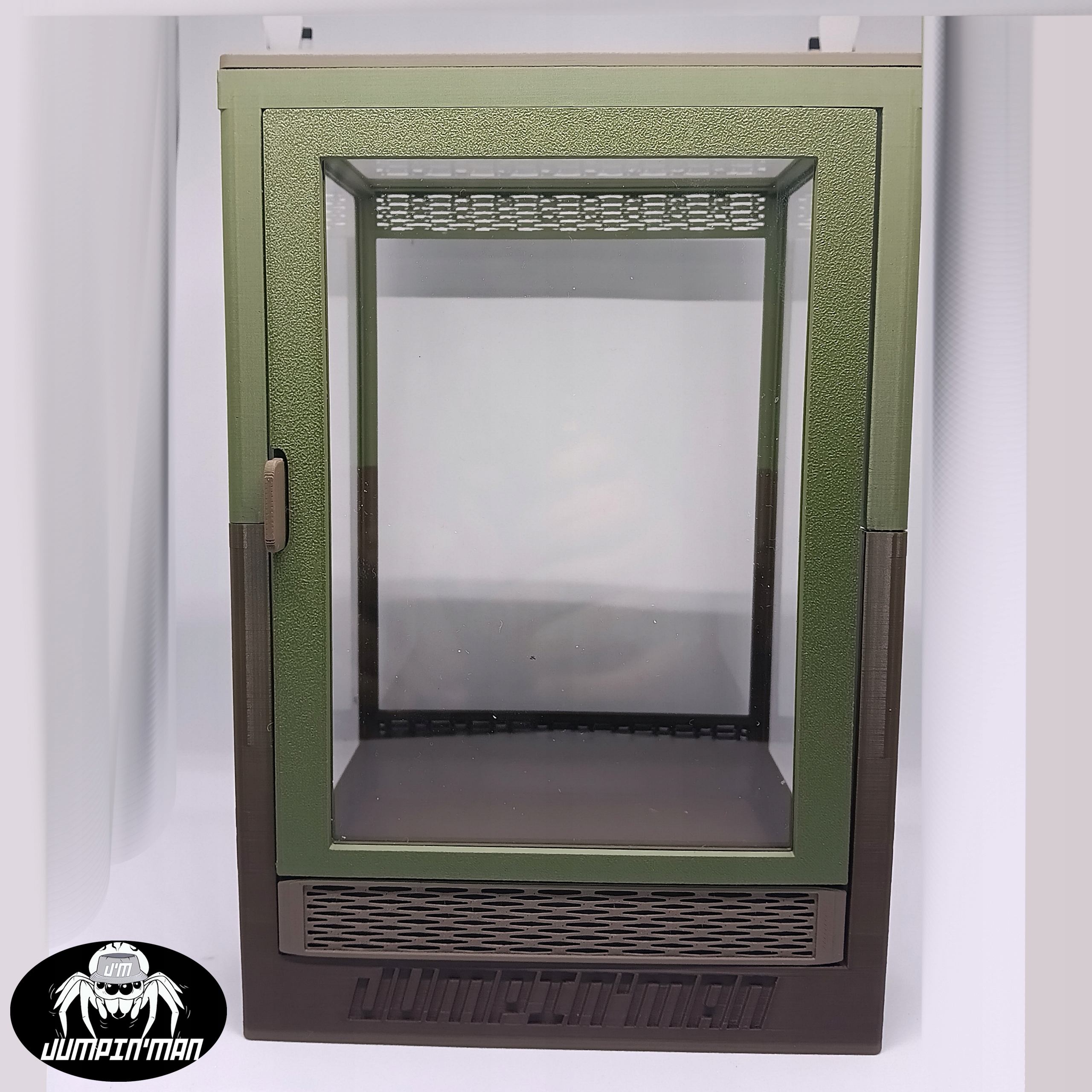 Levně Terárium na závěs dveří Furtka 22x15 x14.7 cm pro pavouka kudlanky Camo