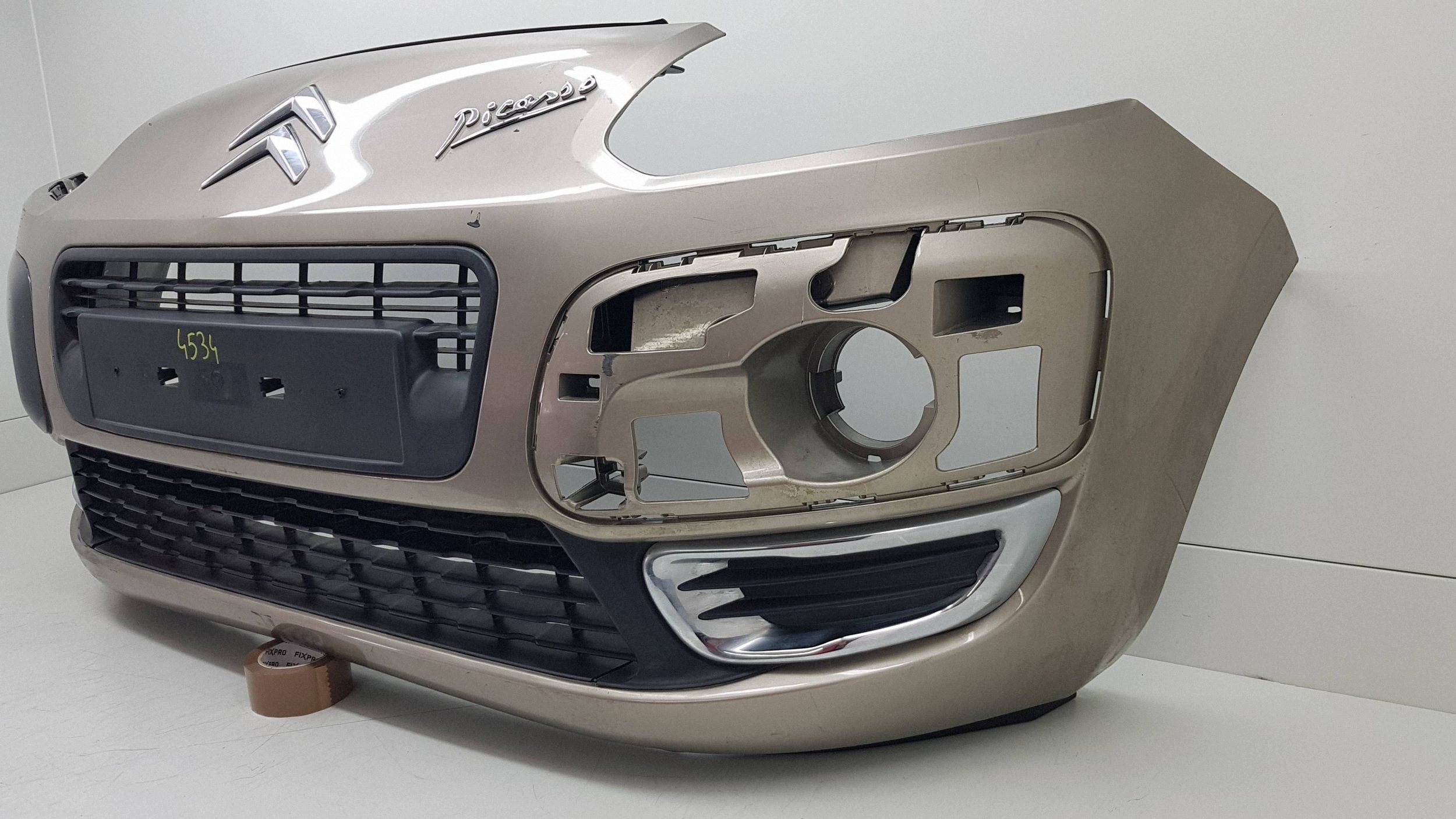CITROEN C3 PICASSO 2008 bumper front 9681800777