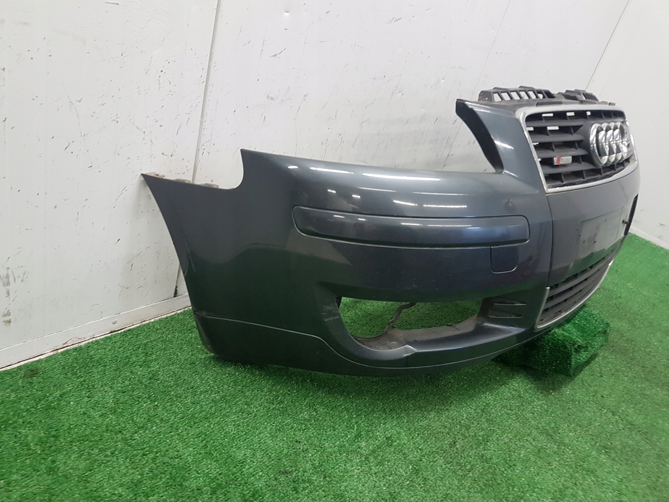 bumper front front AUDI A3 8P 8P3807437