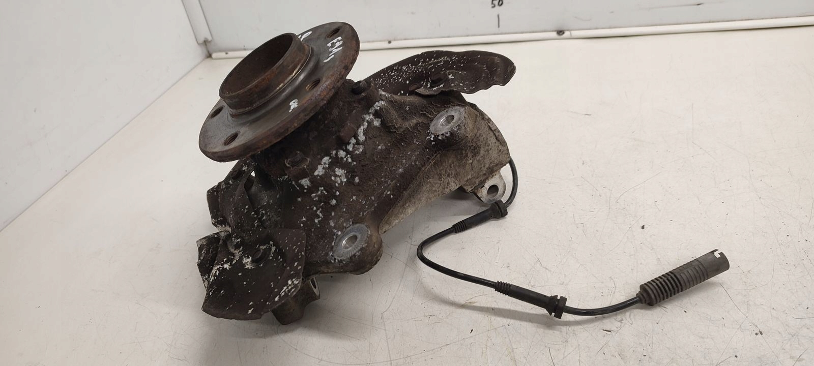 swing front front left BMW E90 E91 LIFT 2,0D