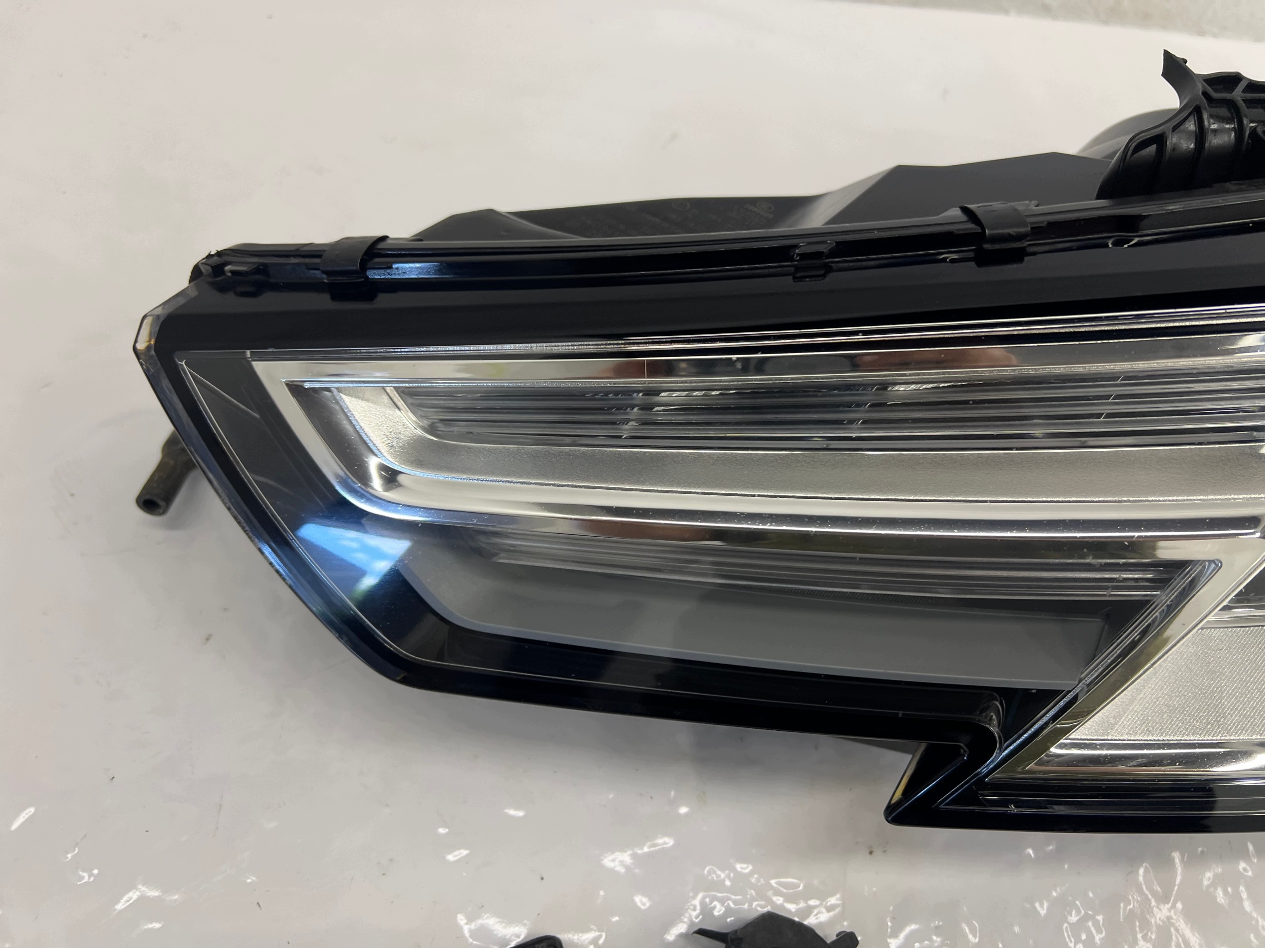AUDI A4 B9 8W0 light BI XENON+LED 15r+ left front 8W0941005 EUROPA