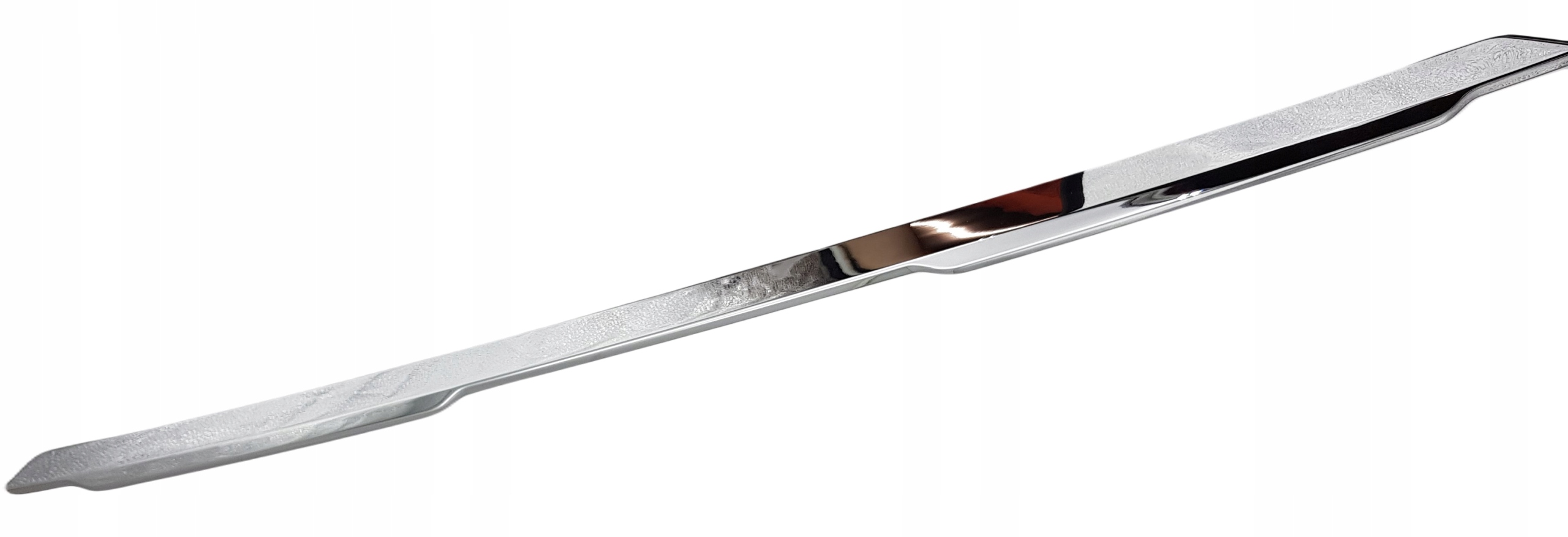 62072 6FL0A - NISSAN X-TRAIL T32 Lift хром бампер передній