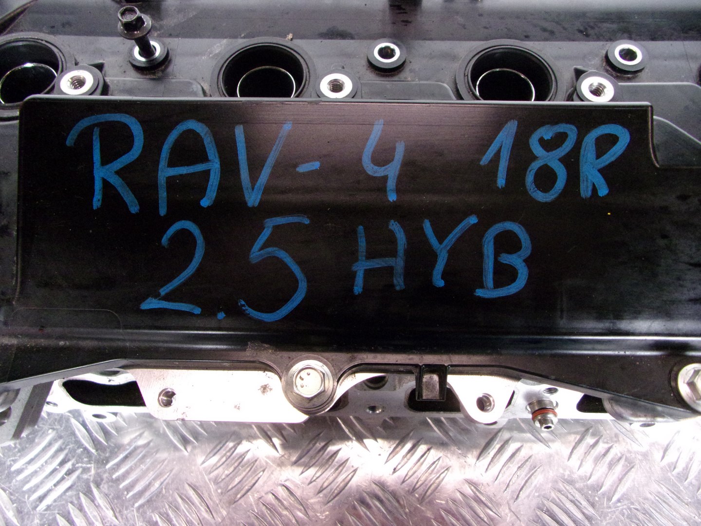 TESTATA Toyota Rav4 rav 4 18R 2,5HYB