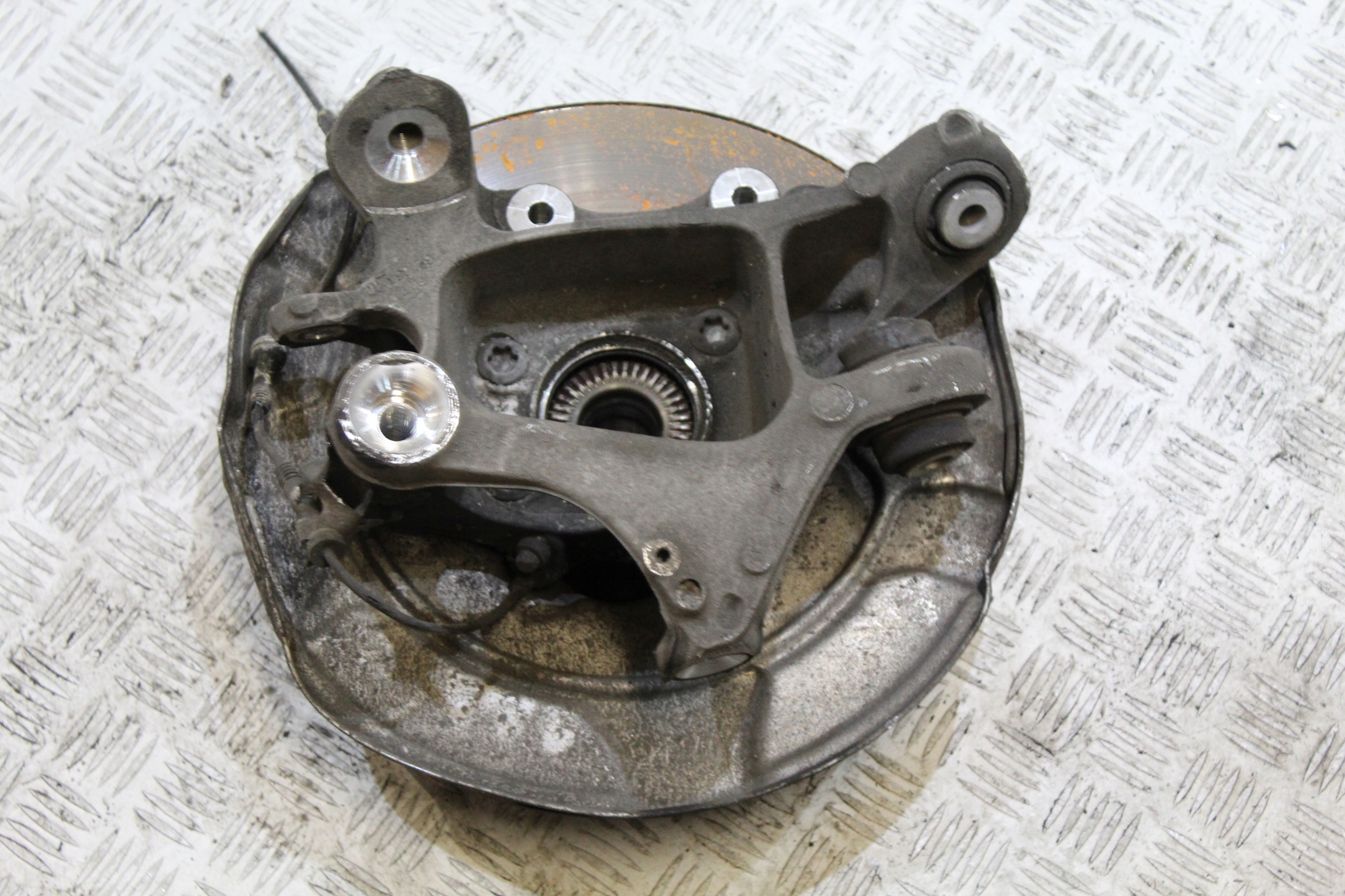 swing left rear part BMW 7 G11 XD