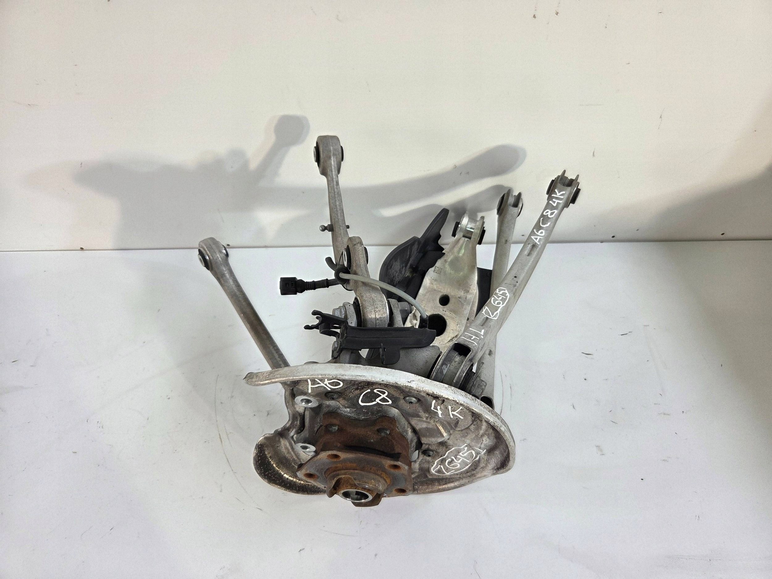 Audi A6 S6 C8 4K swing rear left 80A505459B (Z645)