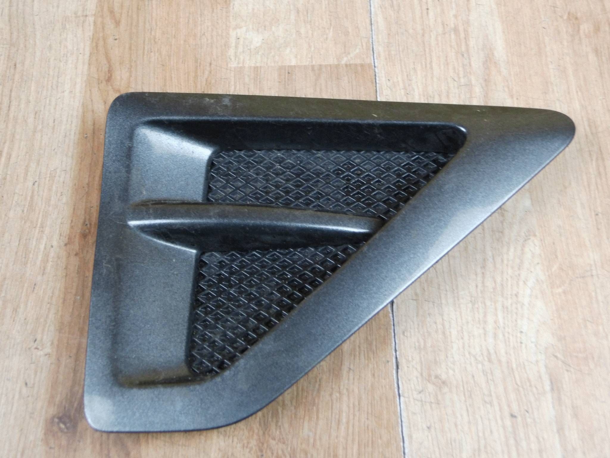 Ford S-MAX II MK2 2015-2019 grille grid right of a bumper front front