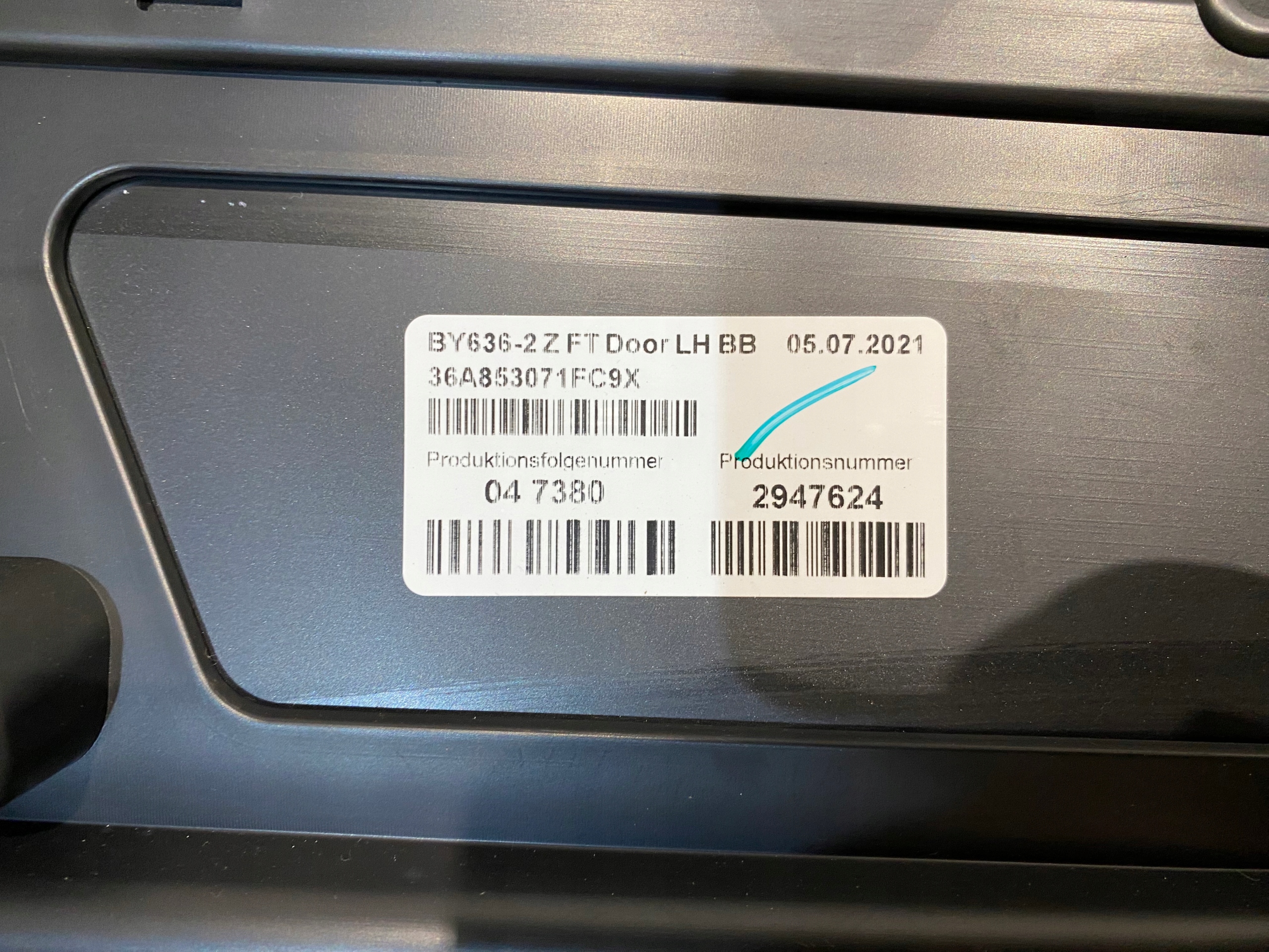 BENTLEY BENTAYGA cap moulding door L 36A853071