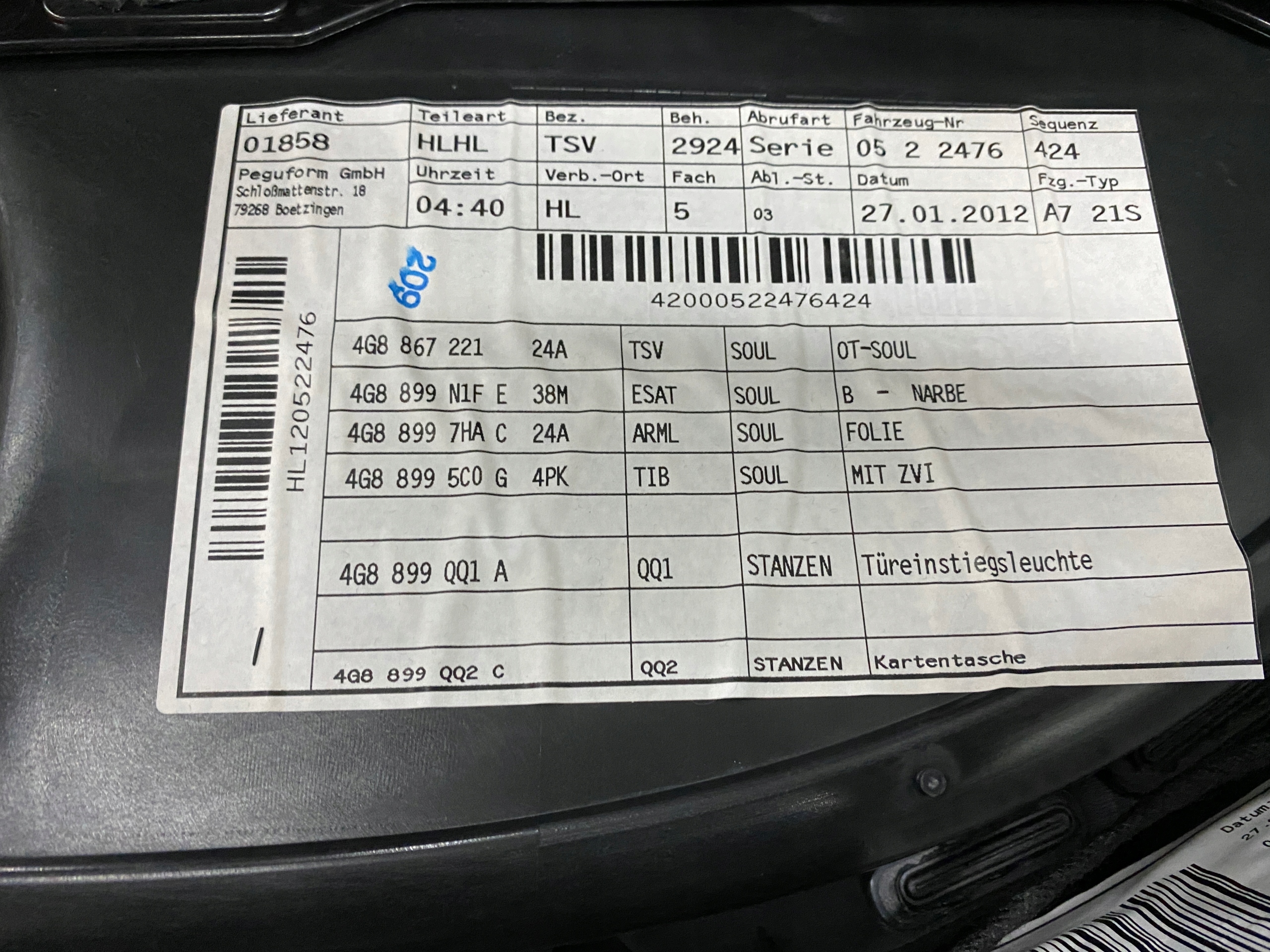 AUDI A7 4G upholstery side door left rear part leather