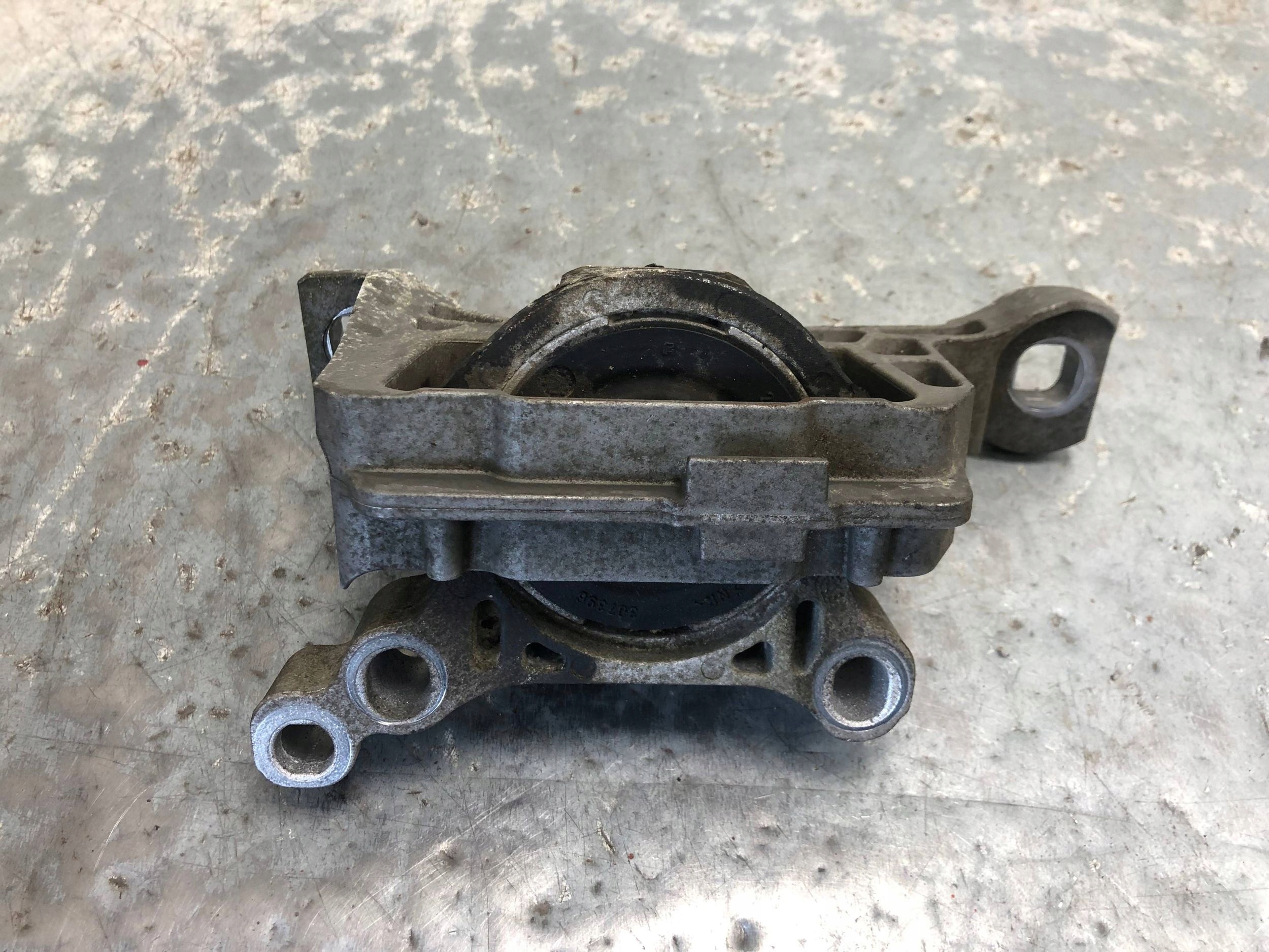 holder engine mount FORD KUGA MK2 CV61-6F012-GA