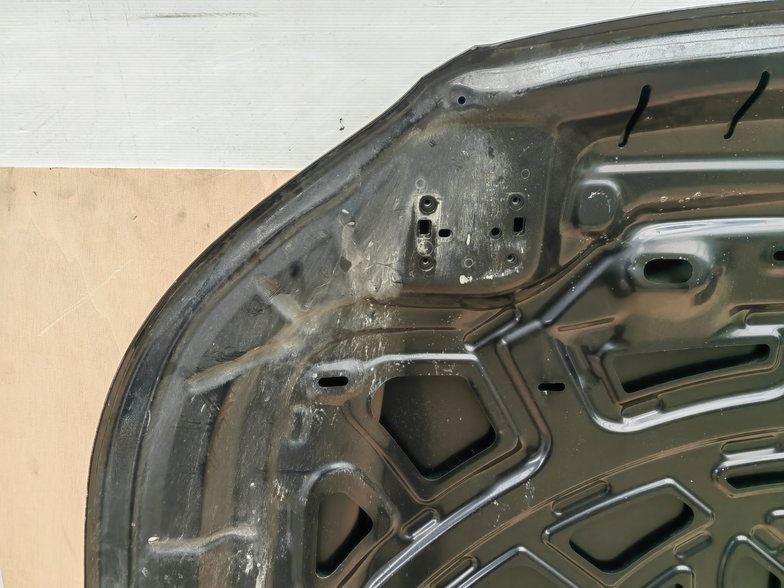volvo XC40 II капот Двигателя 2525A012 32405240