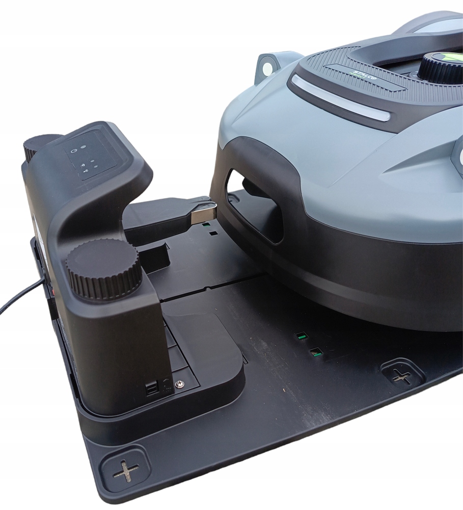 ROBOT KOSZĄCY KOSIARKA AUTOMATYCZNA 2000 m2 STALCO RM2000US SET Średni czas pracy 180 min