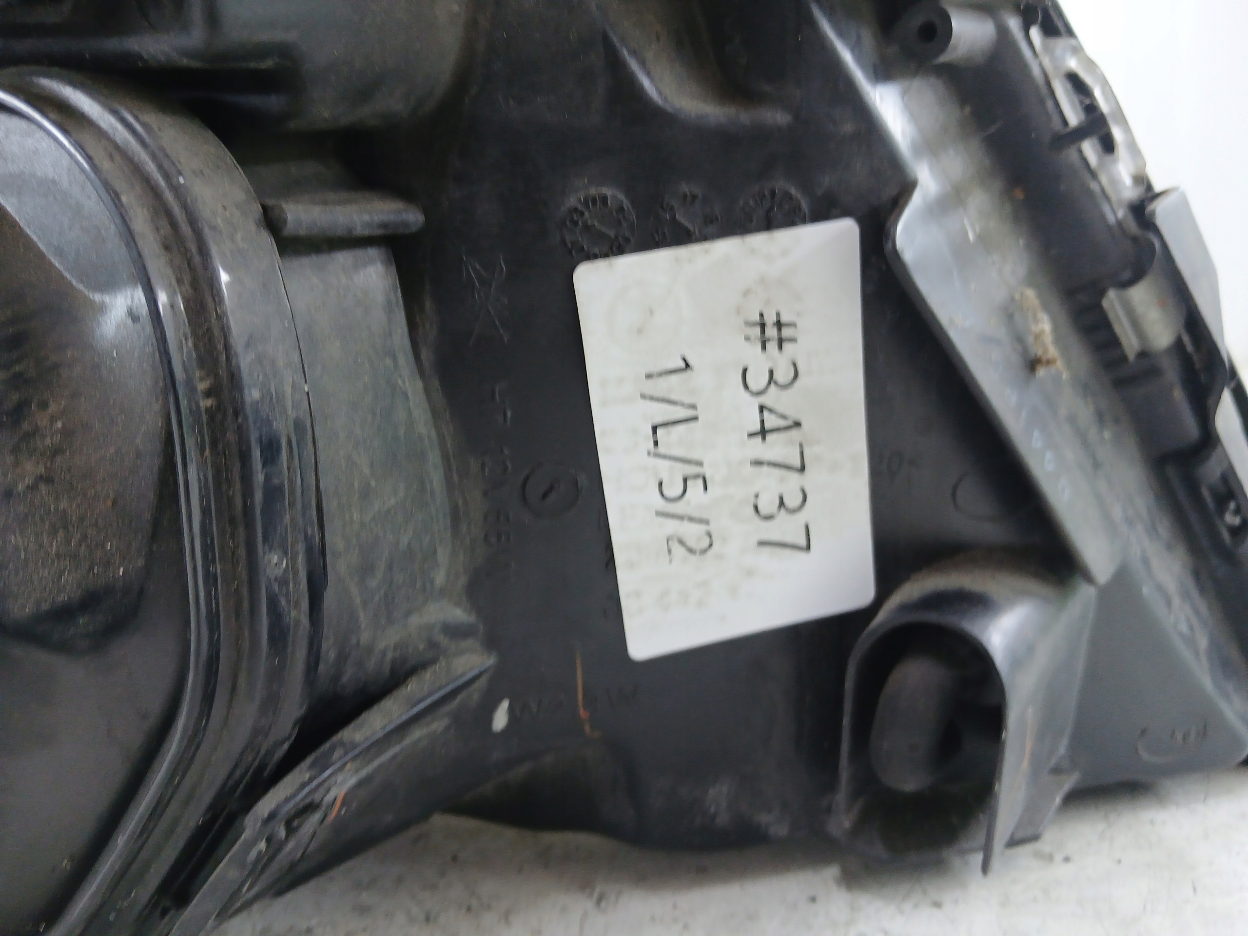 OPEL VECTRA C SIGNUM light left front CIEMNA