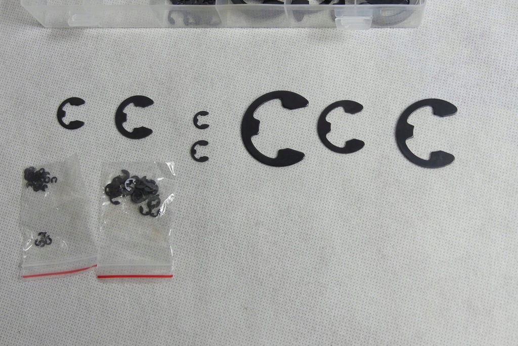 ZESTAW SEGERA PIERŚCIENIE SEGERA E-CLIP WARSZTAT NORMALIA 300 SZTUK Marka Ottensten