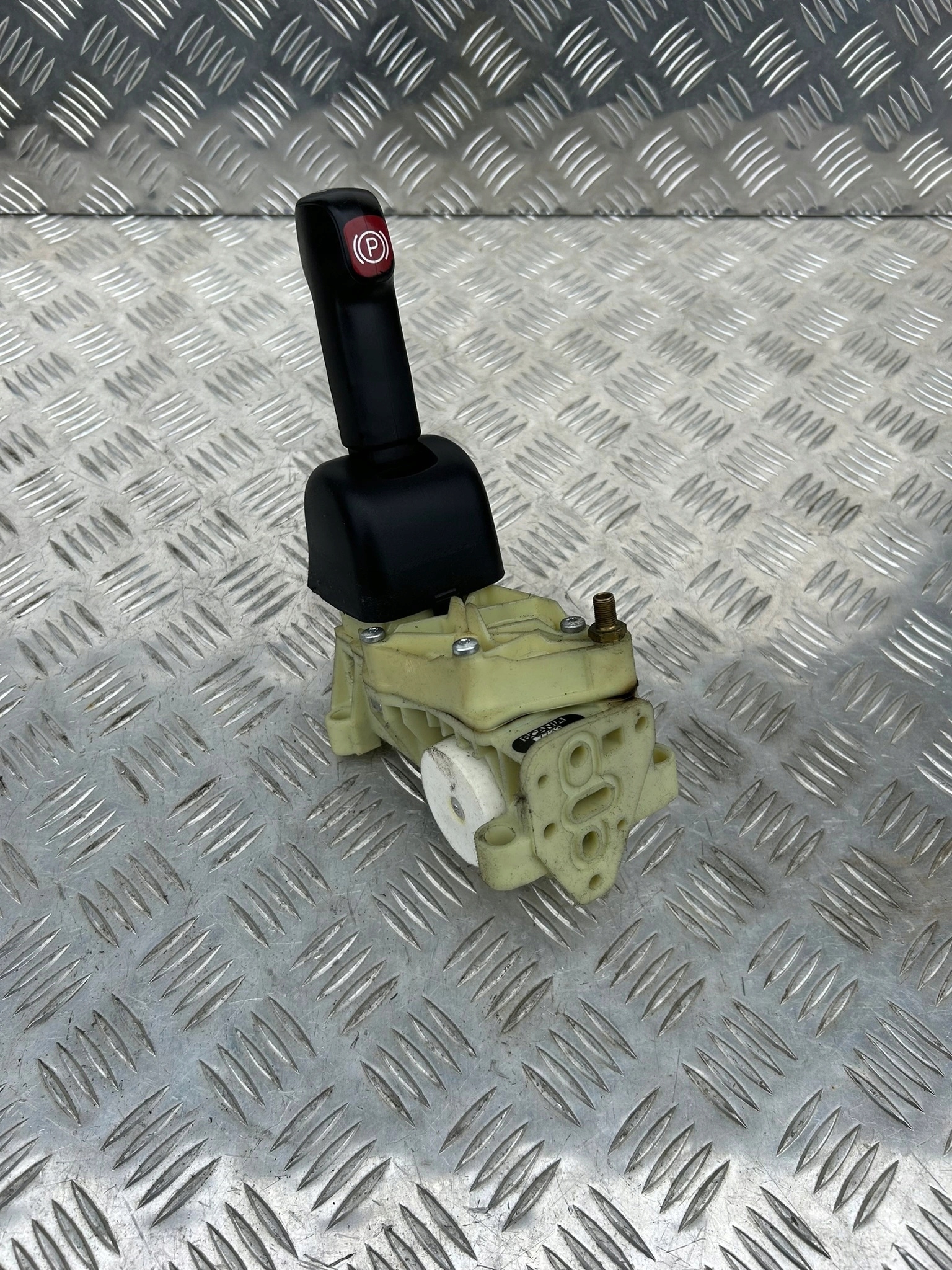 MANETKA HAMULCA RĘCZNEGO SCANIA R