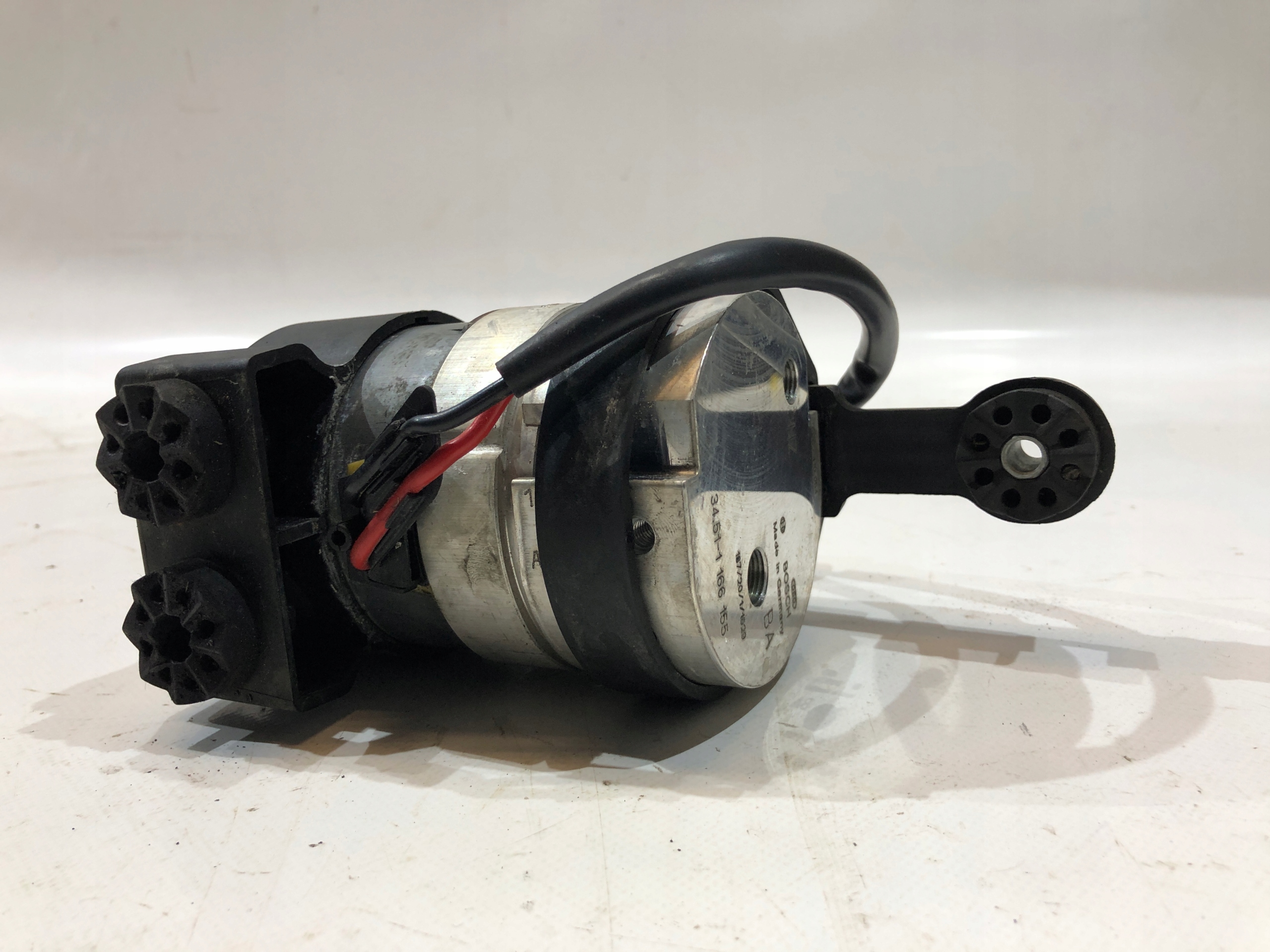 BMW 7 E65 POMPA DOŁADOWUJĄCA DSC 3.6i