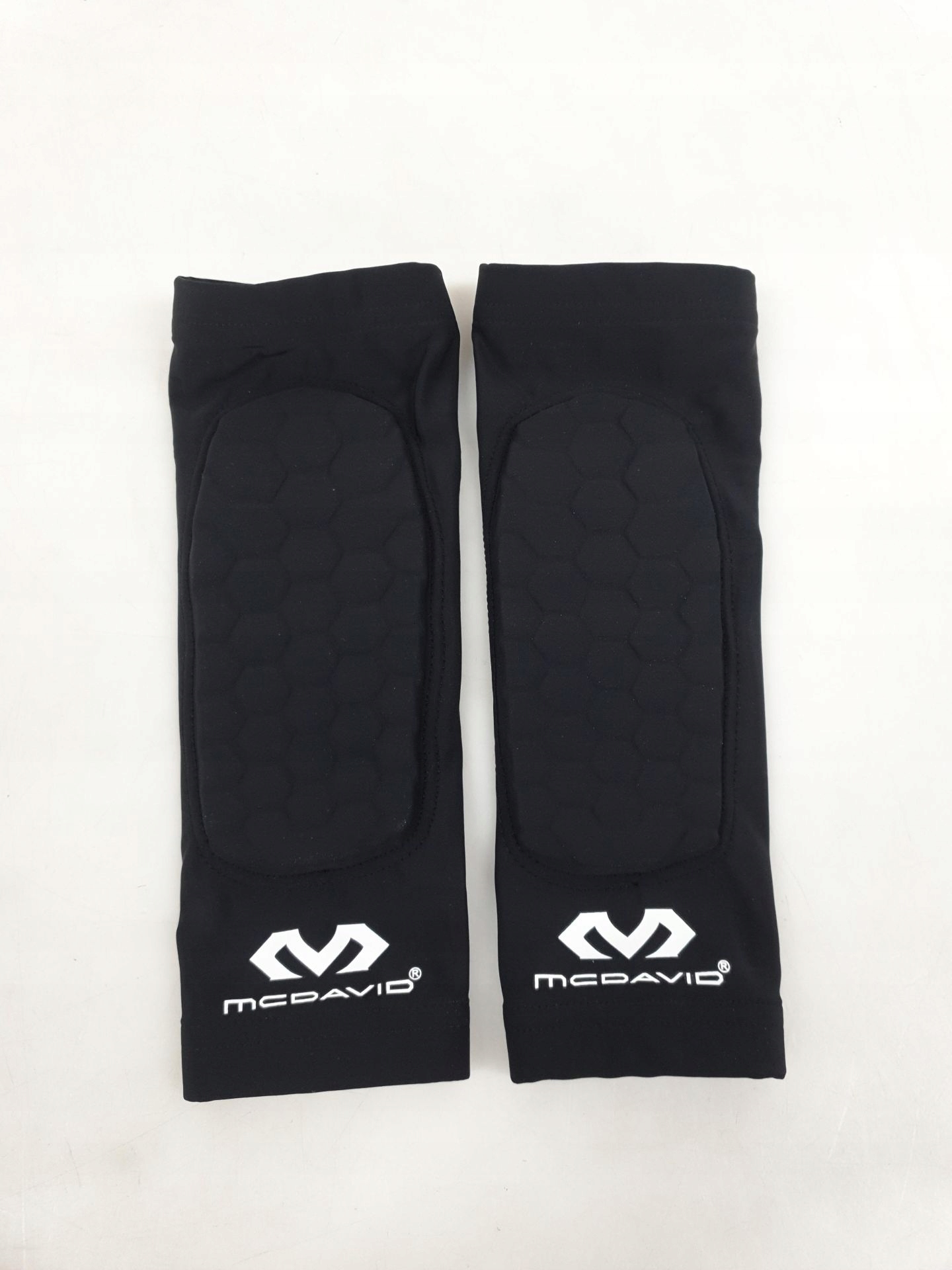 Ochraniacze na łokcie McDavid 651 r. M czarny Marka McDavid