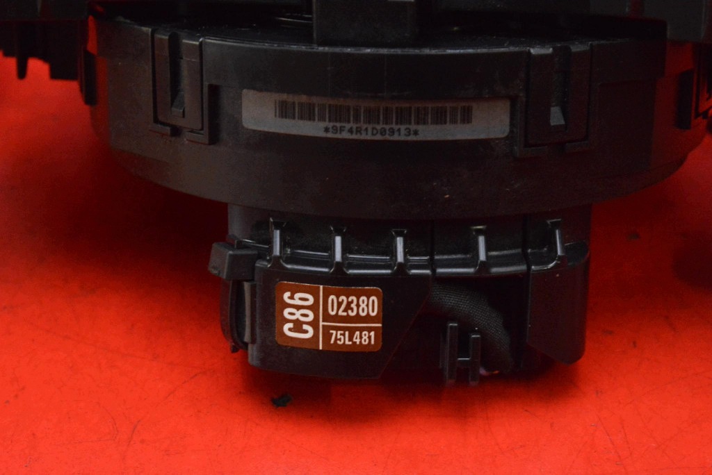 Commodo essuie glace PAJAK 75L481 TOYOTA COROLLA E21 Berline 18-25