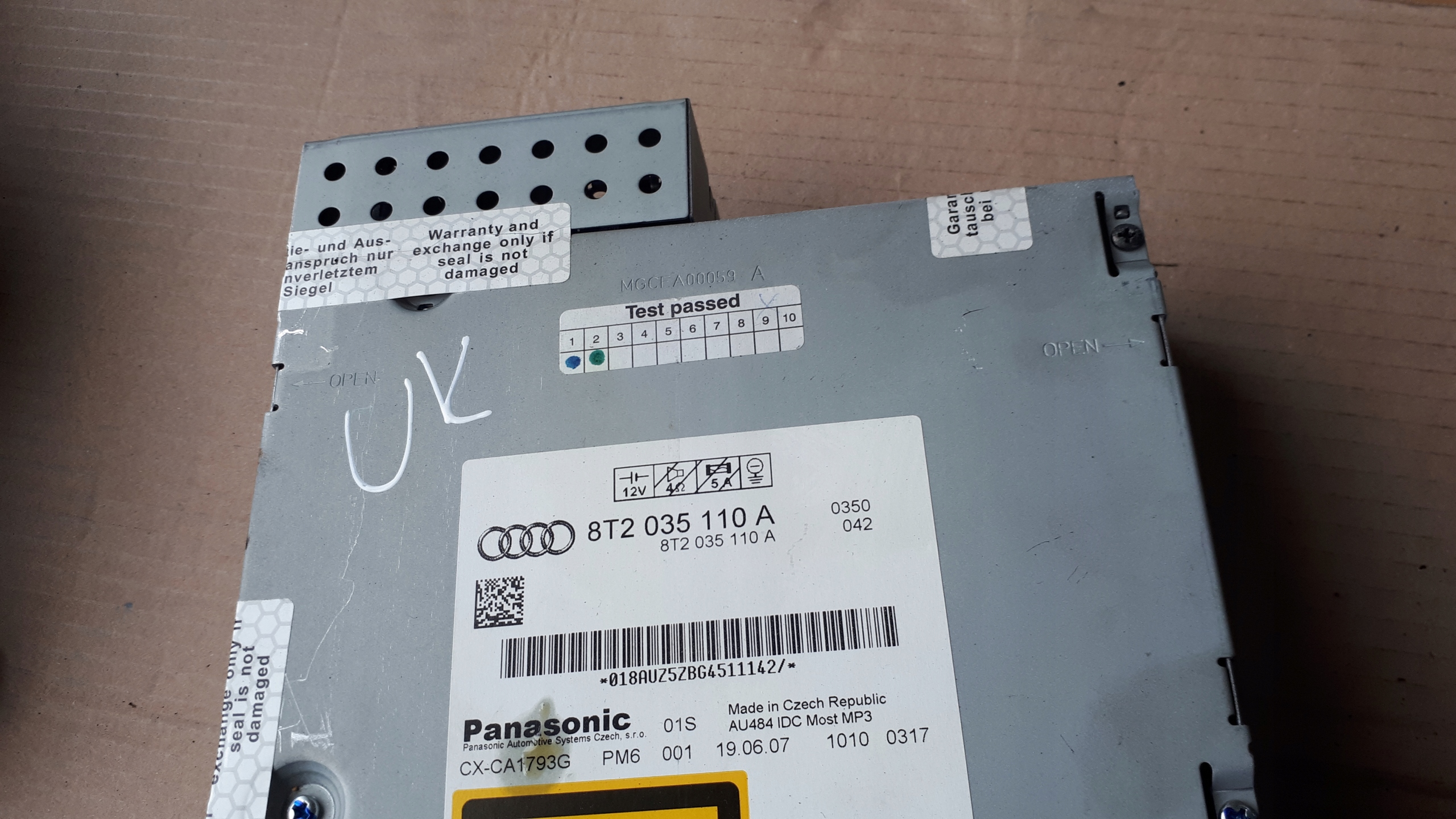 A5 8T changer CD player CD CHANGER A4 B8