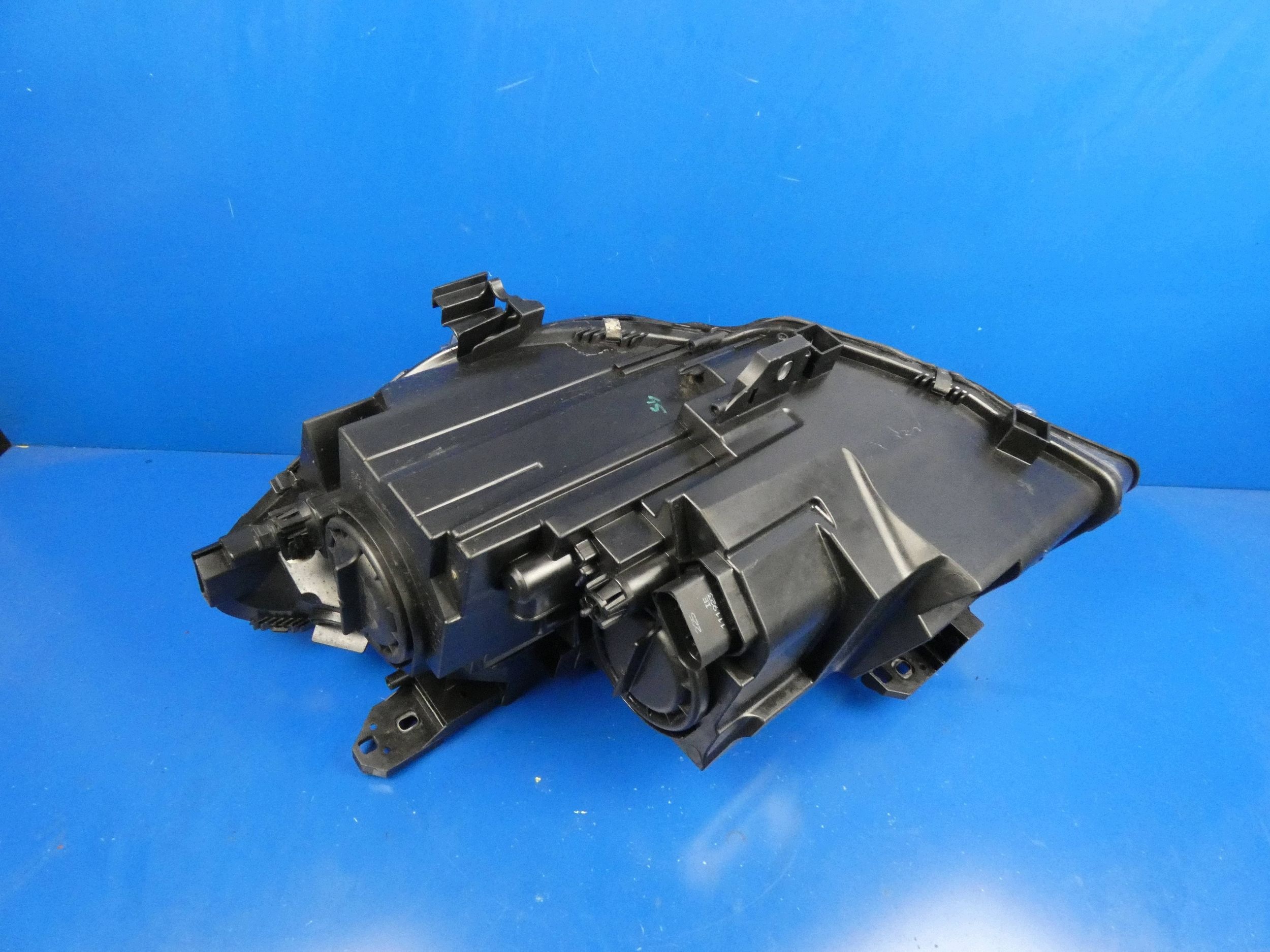 MERCEDES CLA W117 light right right front front WERSJA ANGIELSKA