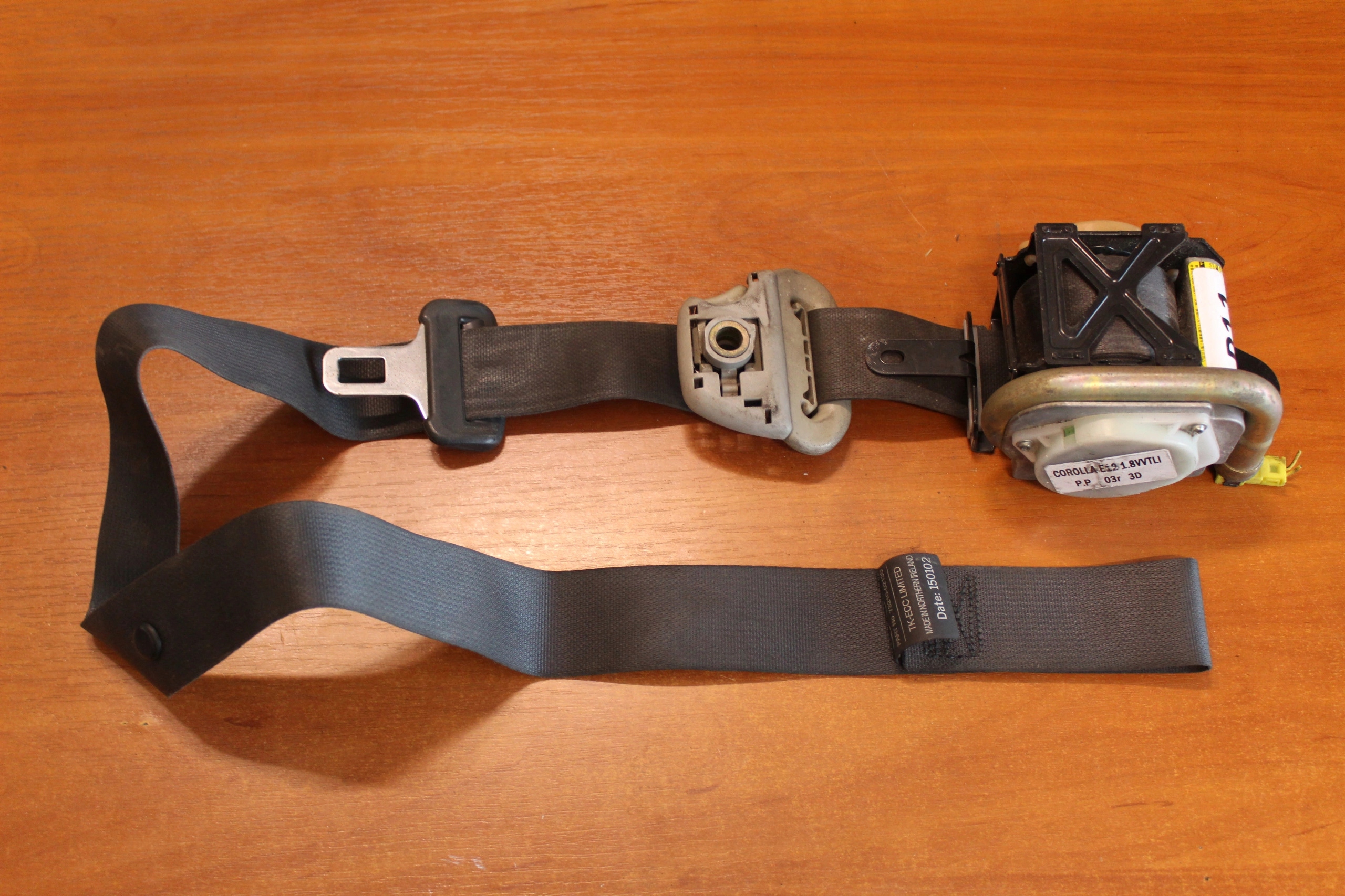 PAS BEZPIECZEŃSTWA PRZÓD PRAWY COROLLA 73210-02130