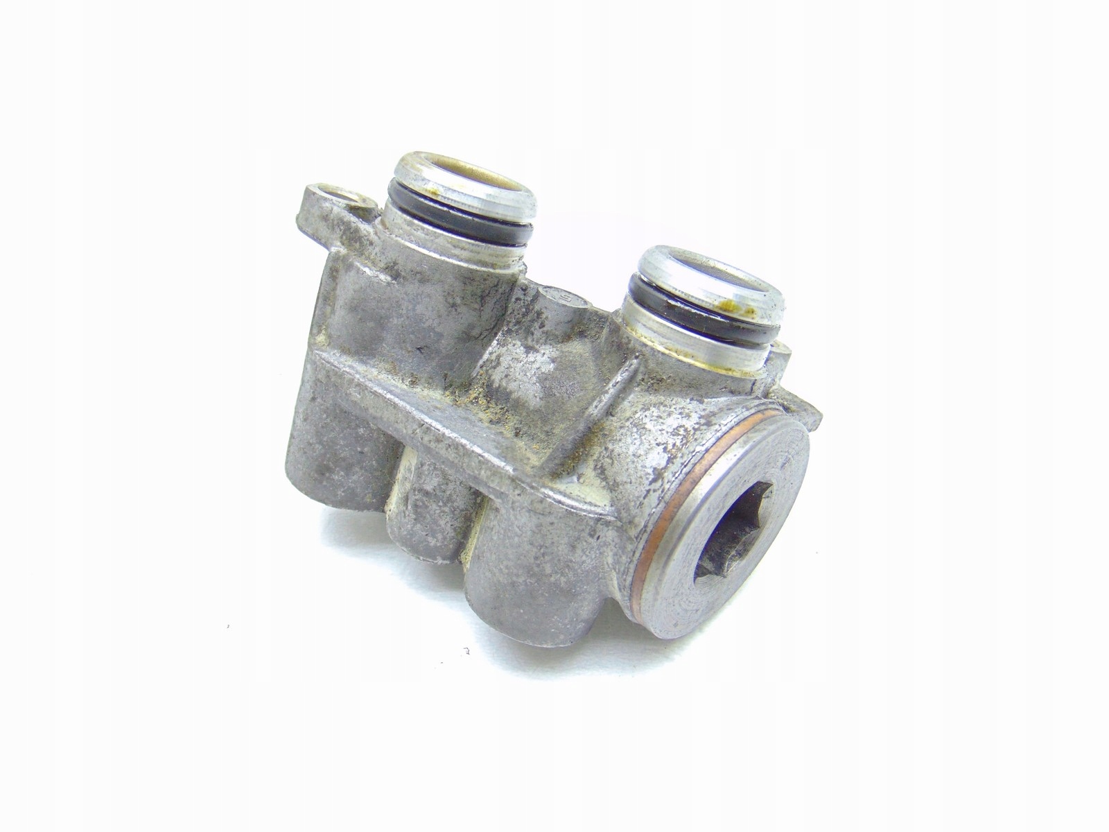ADAPTER termostata BMW E60 E64 E65 E66 4.8 7520214