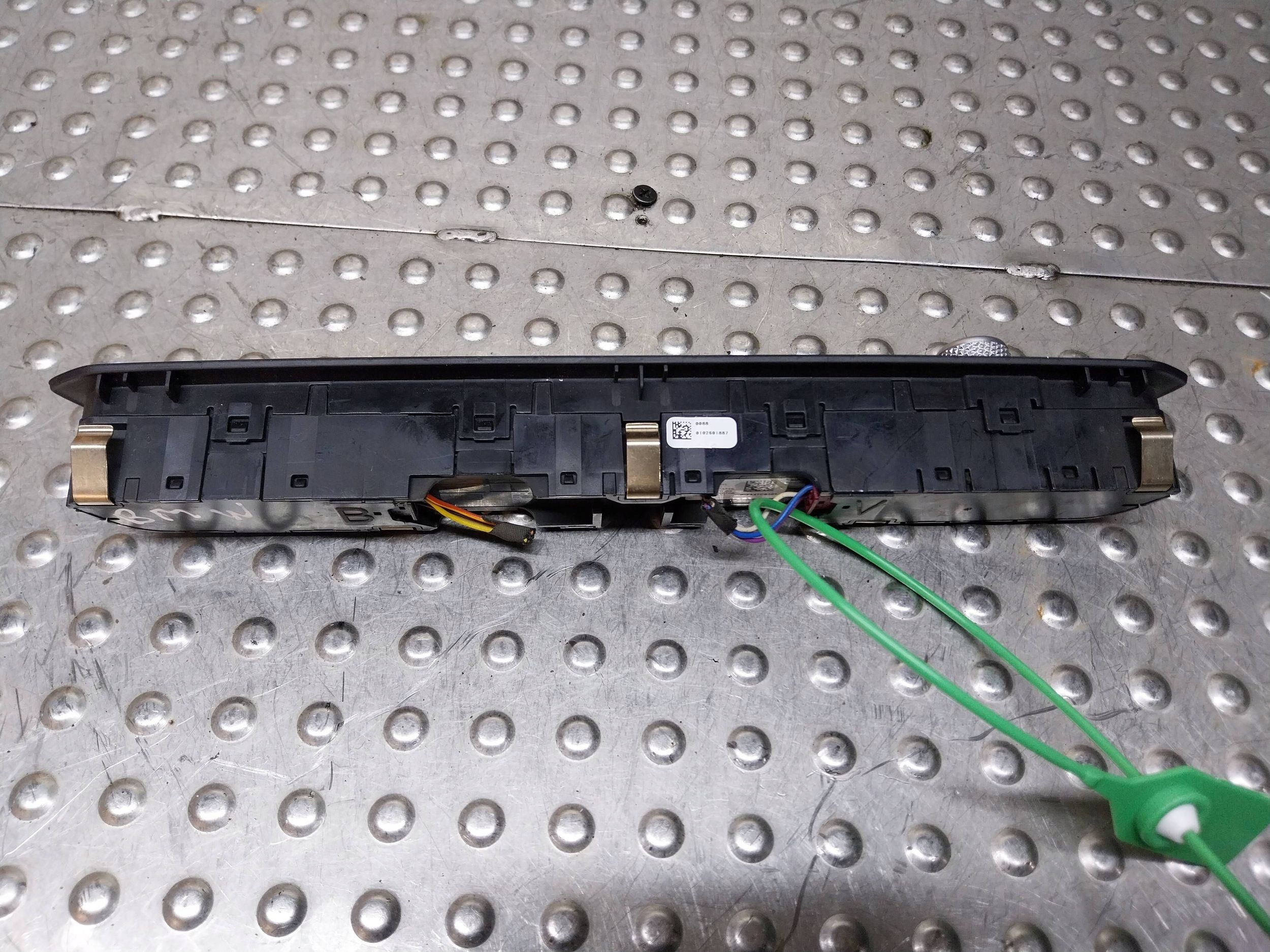 control panel RADIEM 5A47C61 BMW G20 G21 G22 G23 G26