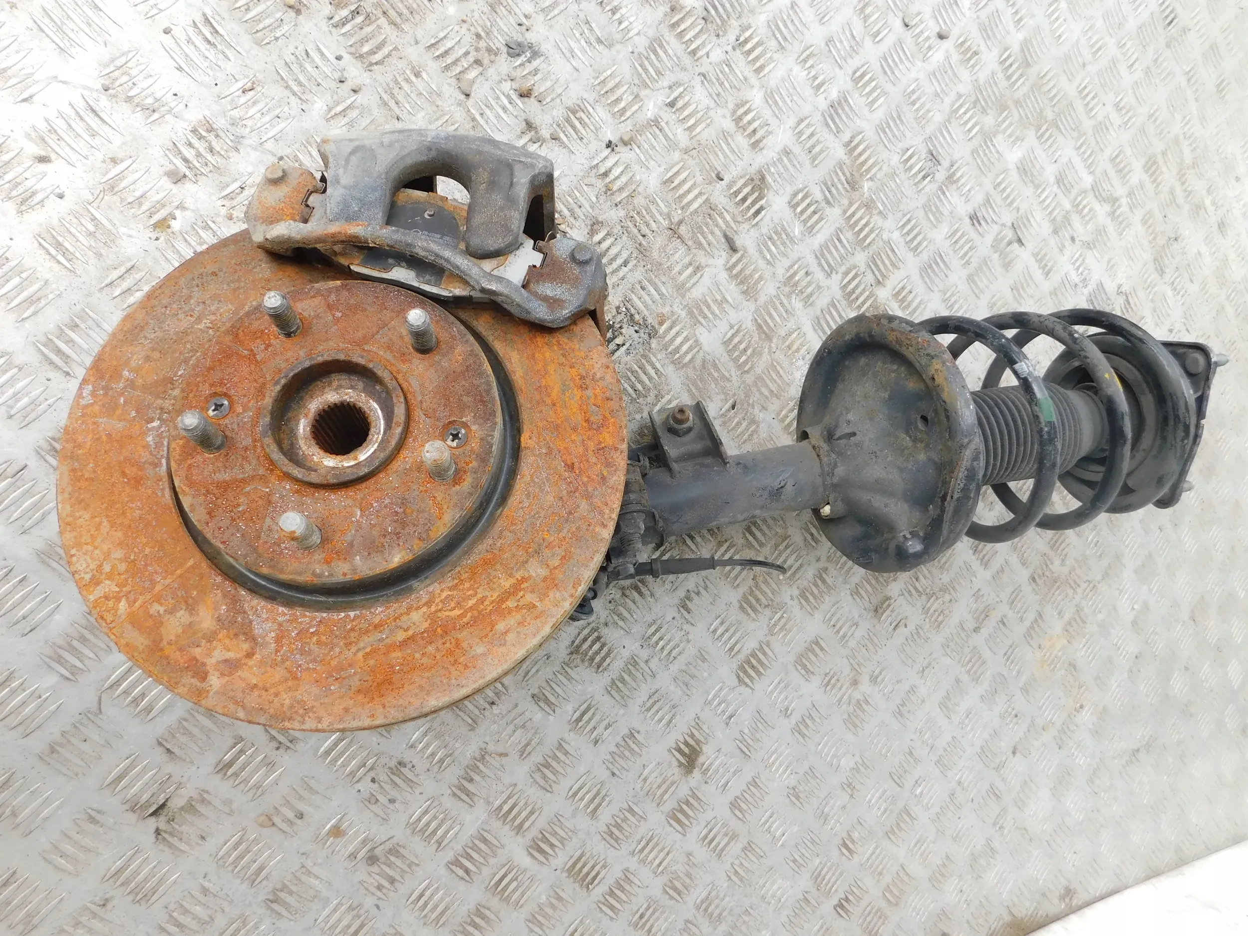 swing McPherson right HYUNDAI I30 1.4 16V