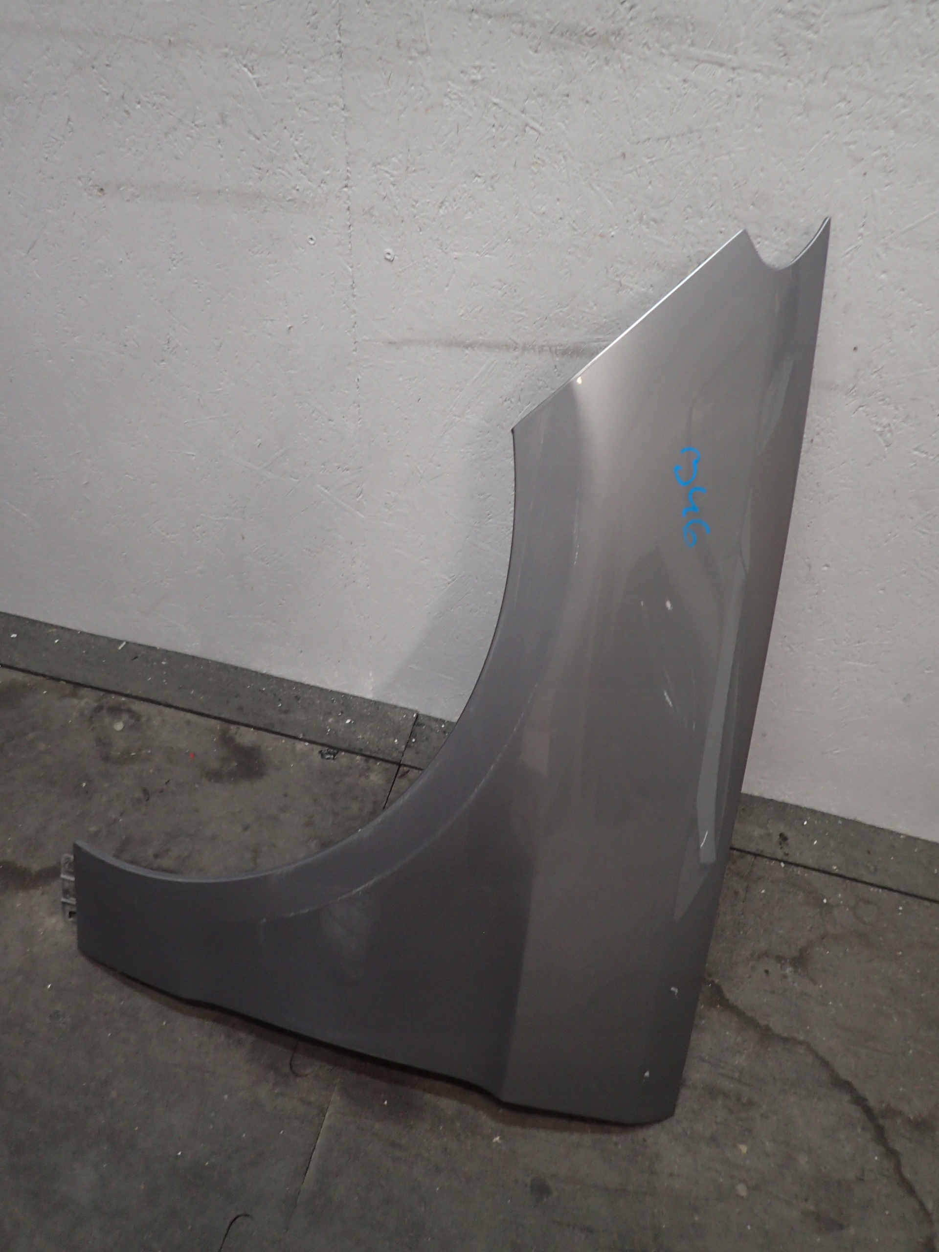 FENDER FRONT LEFT MERCEDES ML W166 STALOWY
