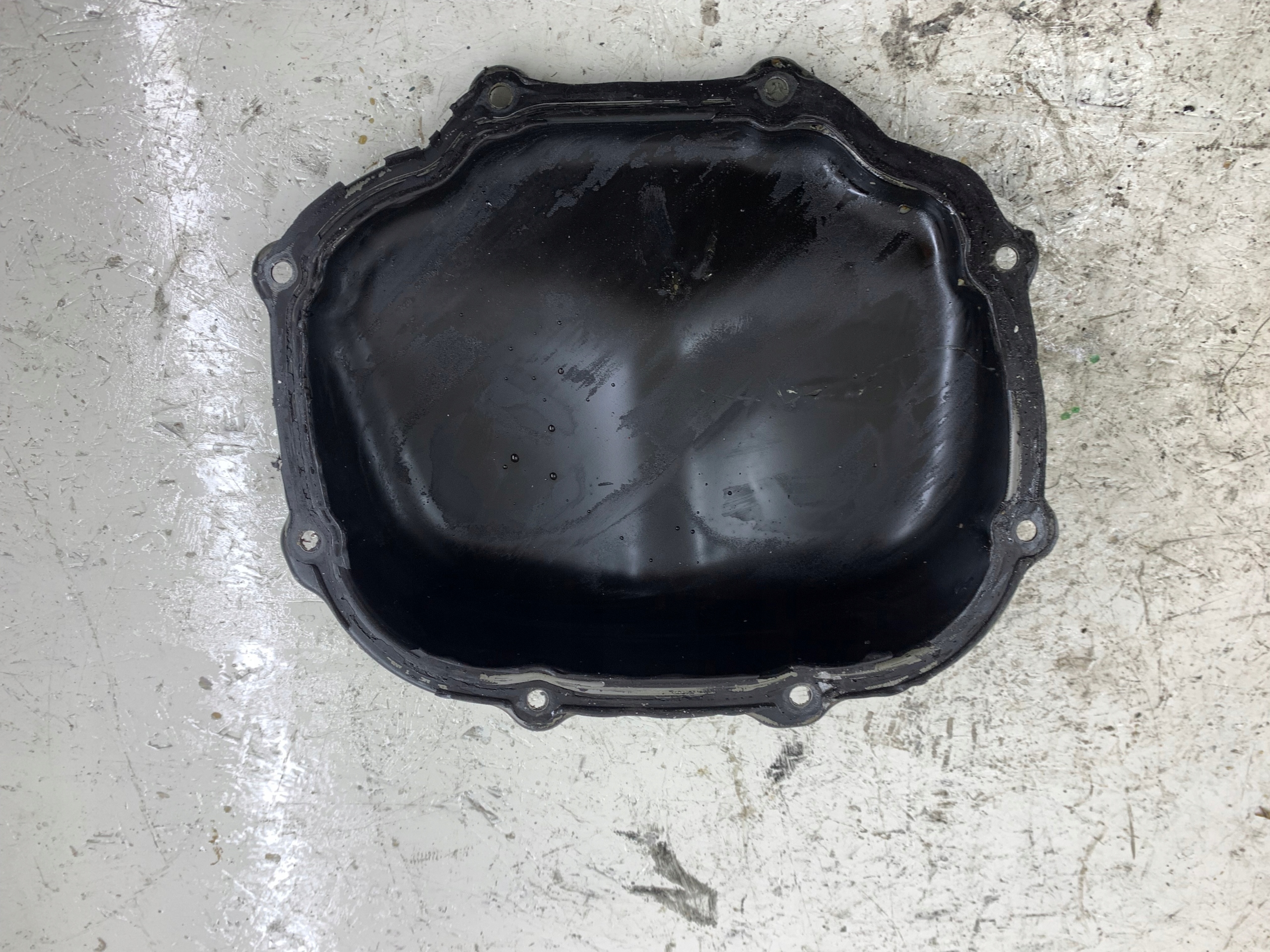 AUDI A6 C6 3.2 V6 FSI couverture de la distribution droit 06E109286F