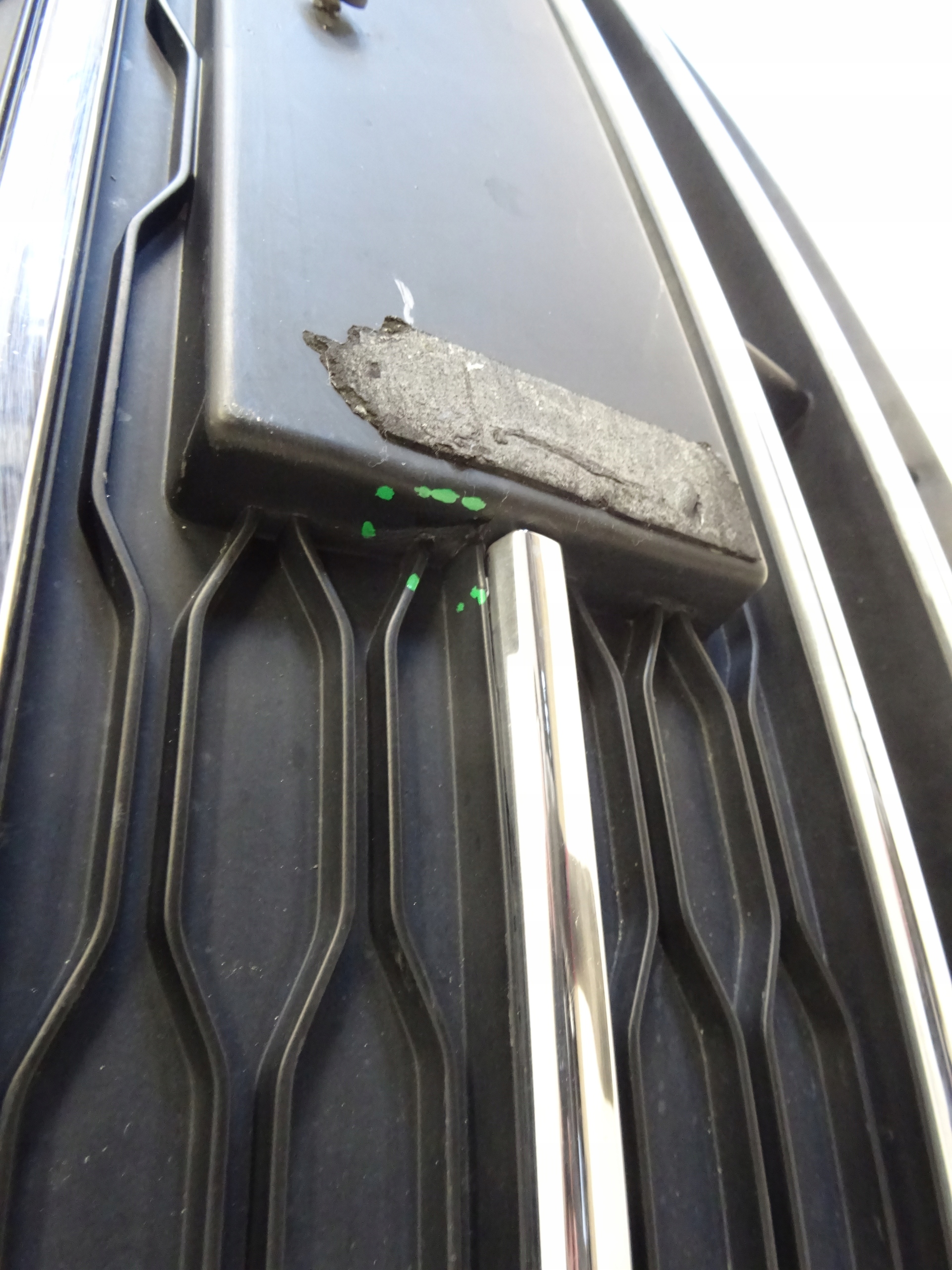 HYUNDAI IX20 LIFT grill grille of a bumper front front