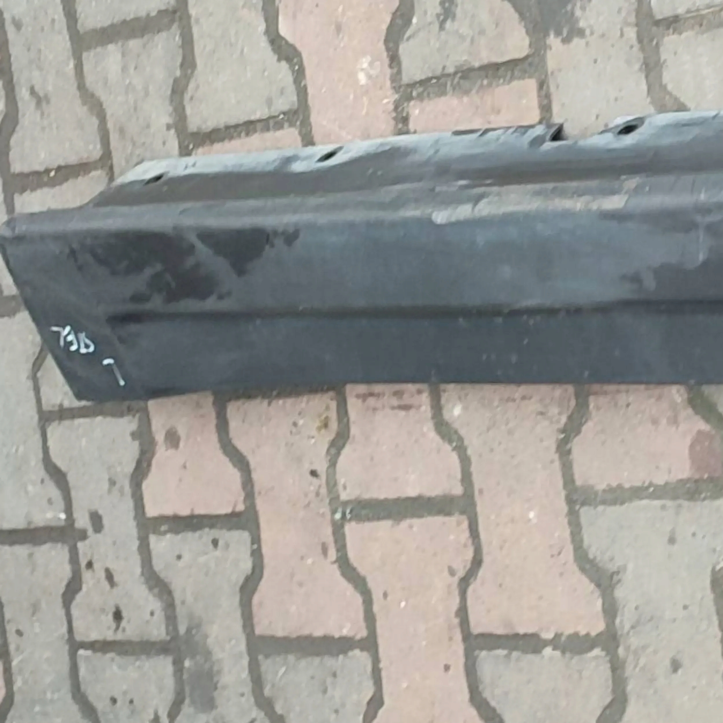 Alfa Romeo Stelvio 2021 left side cover of the threshold