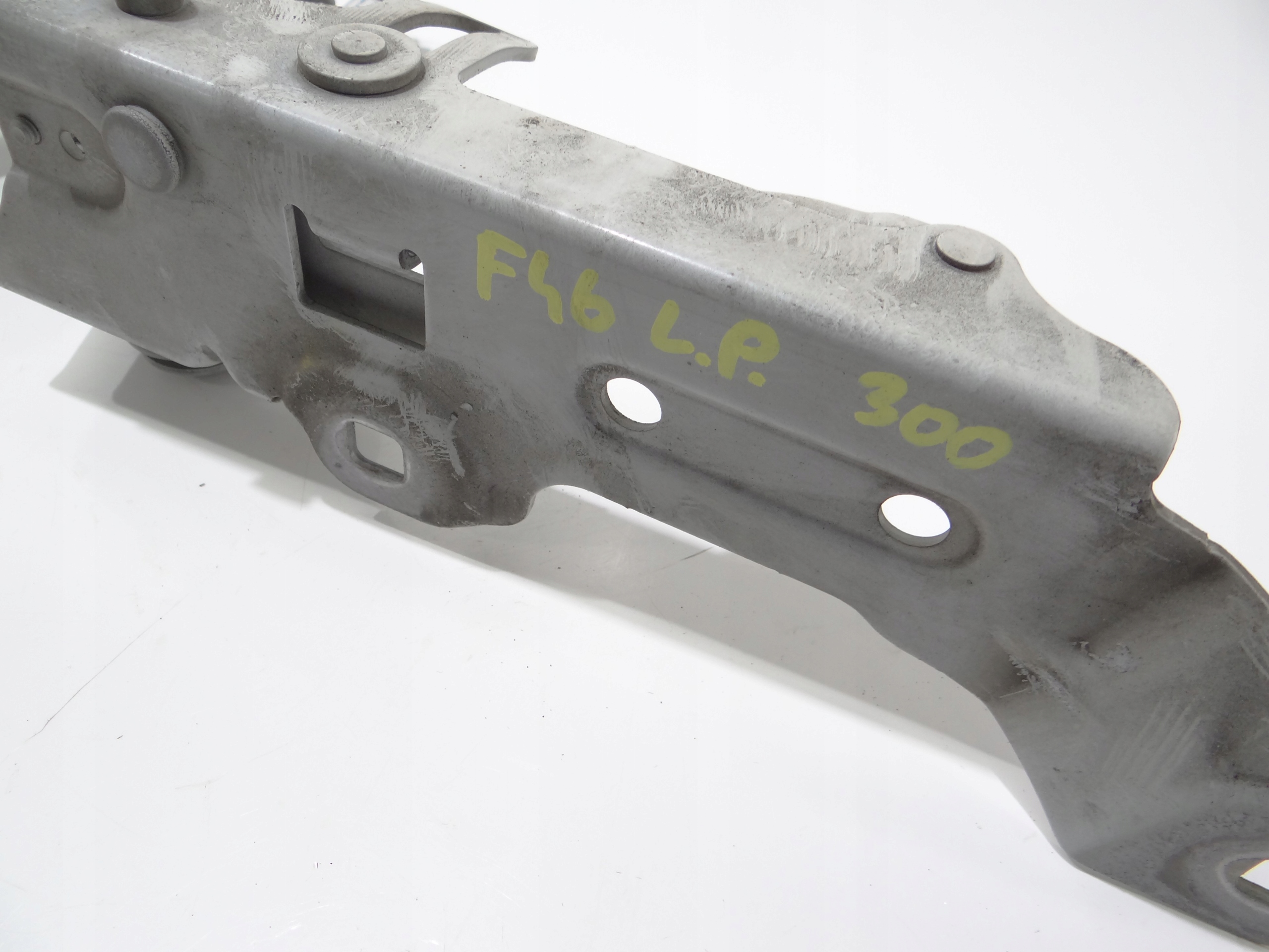 hinge NABOJ bonnets left front BMW F46 7300521 300