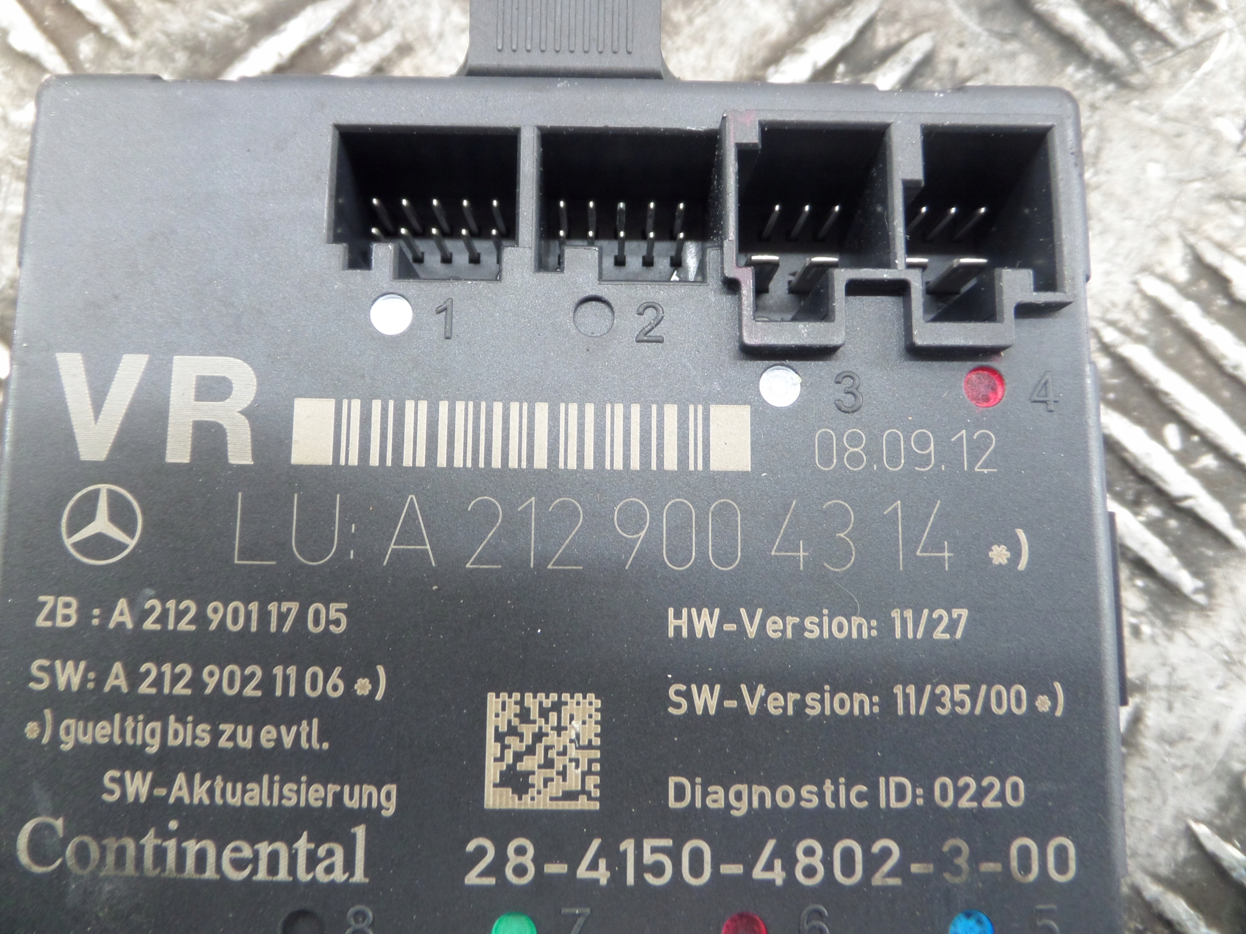 module door Mercedes-Benz OE A2129004314
