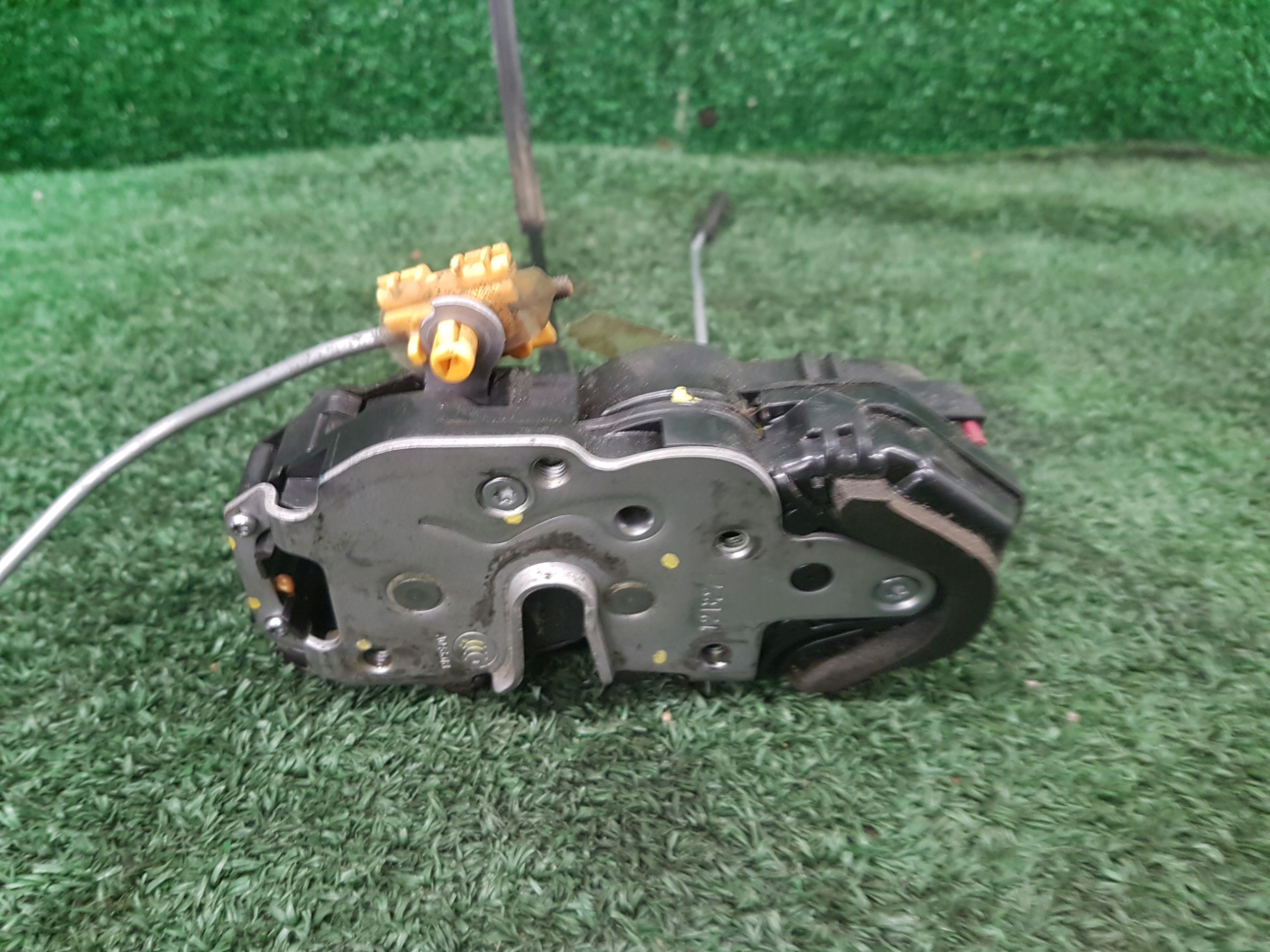 lock door left rear part rear OPEL ASTRA J