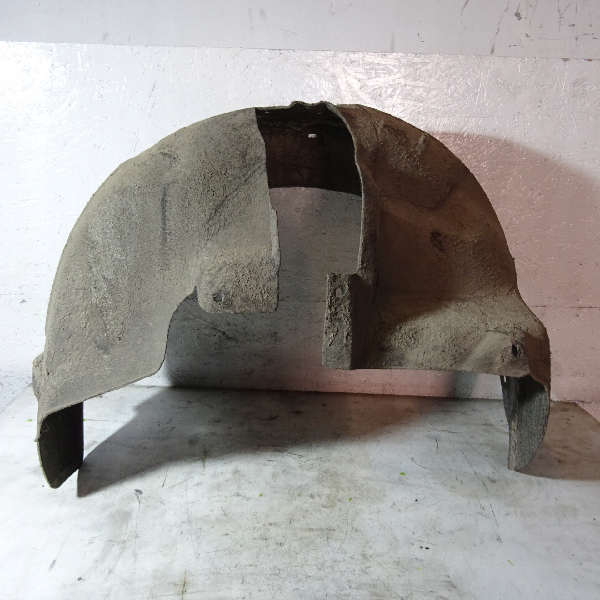 VW PASSAT B7 sedan mudguard rear part right