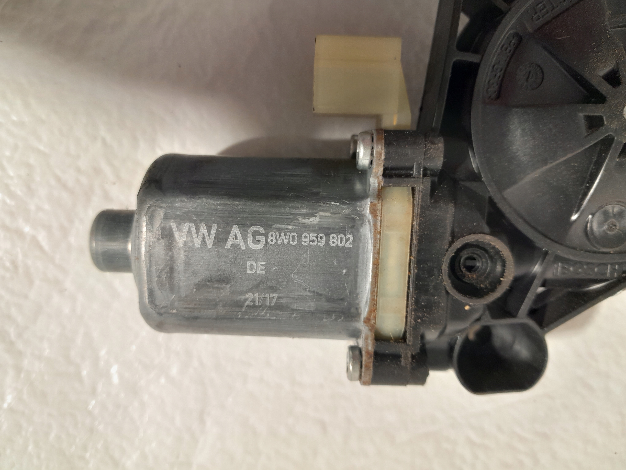 AUDI A4 B9 mini motor lifting windows 8W0959802