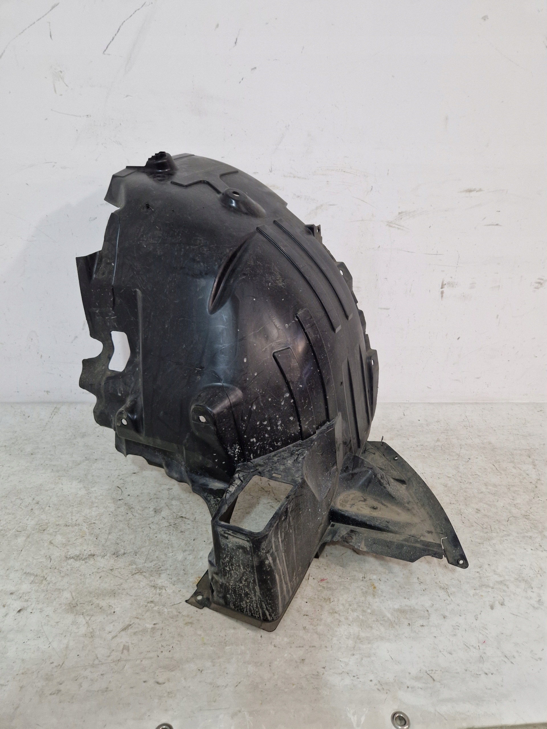 mudguard front left MERCEDES SPRINTER 907 part front A9076840000