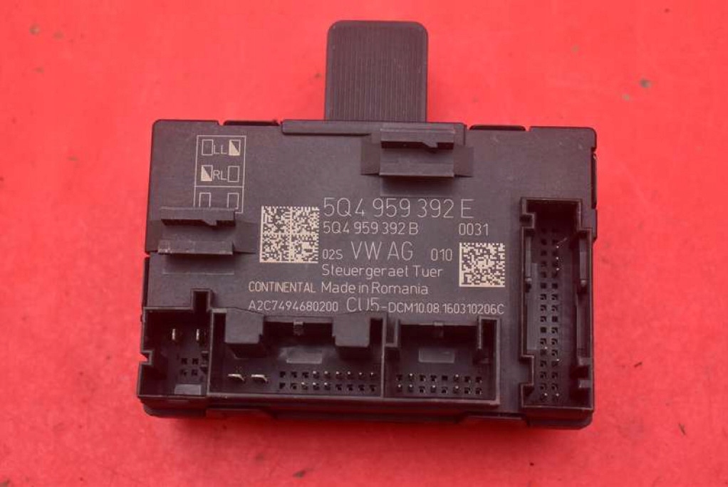control unit module door right front 5Q4959392E SKODA OCTAVIA 3 III 13-17