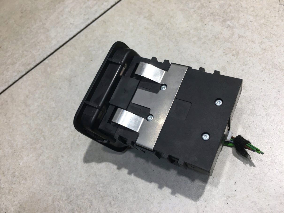 switch electric brake MERCEDES W176 FL A2469050451