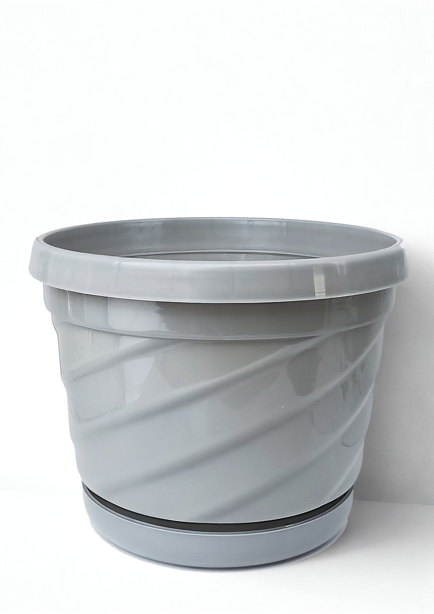 Nowoczesna doniczka z podstawką 19 cm, Eko, UV Odporna, Szara