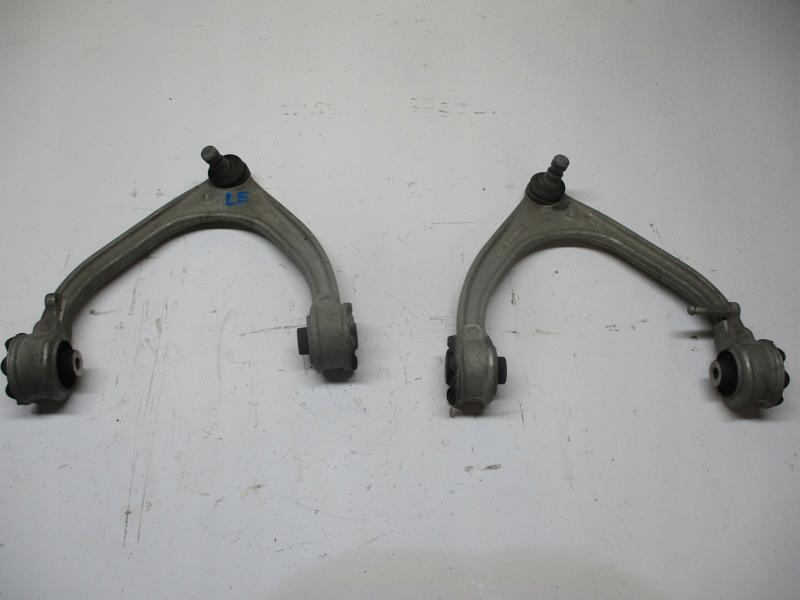 QUERLENKER QUERLENKER JAGUAR F PACE OBEN RECHTS LINKS HK83-3084 HK83-3091