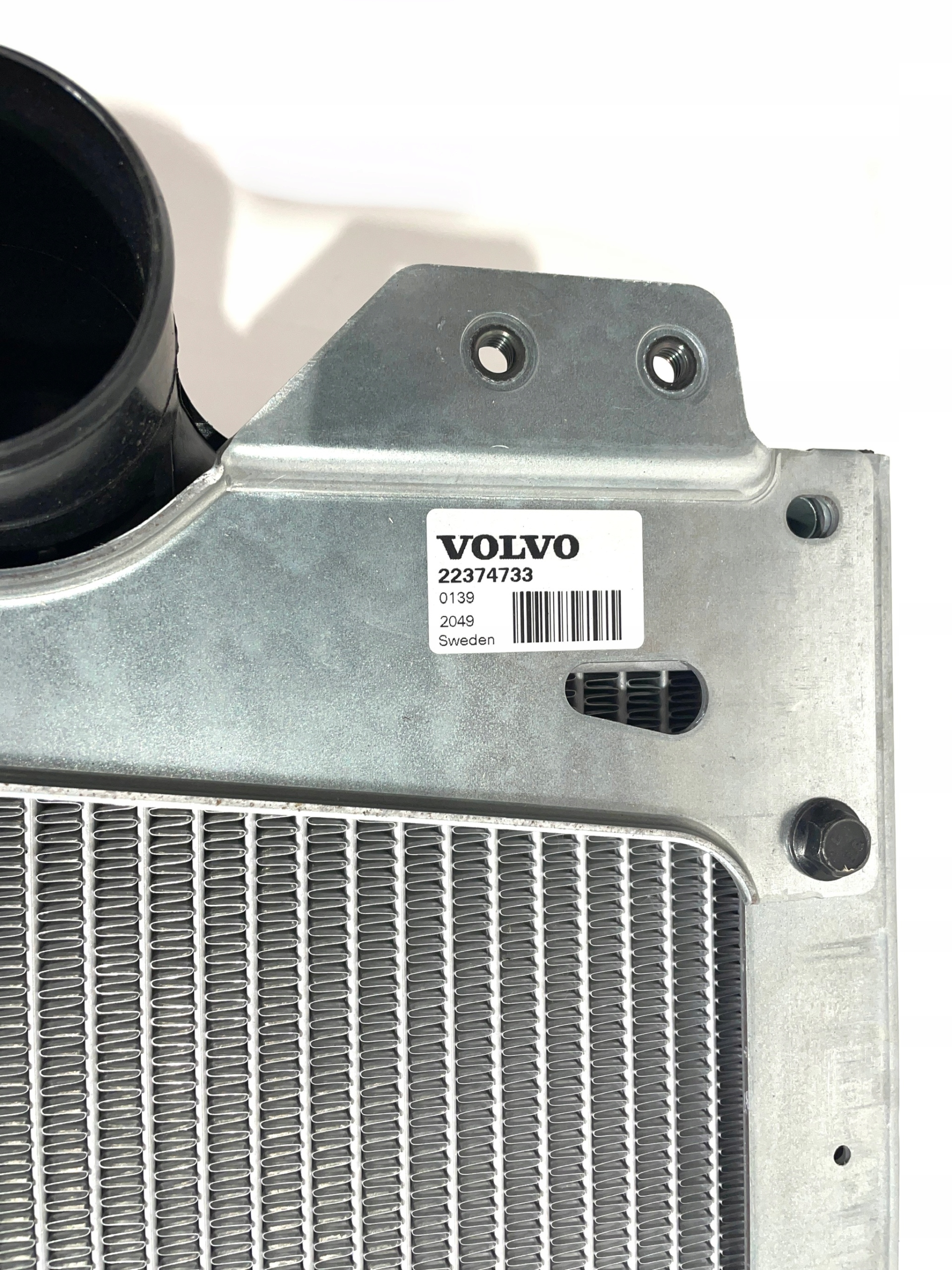 ORYGINALNA CHŁODNICA RENAULT VOLVO 22374733 Numer katalogowy części 7420810095