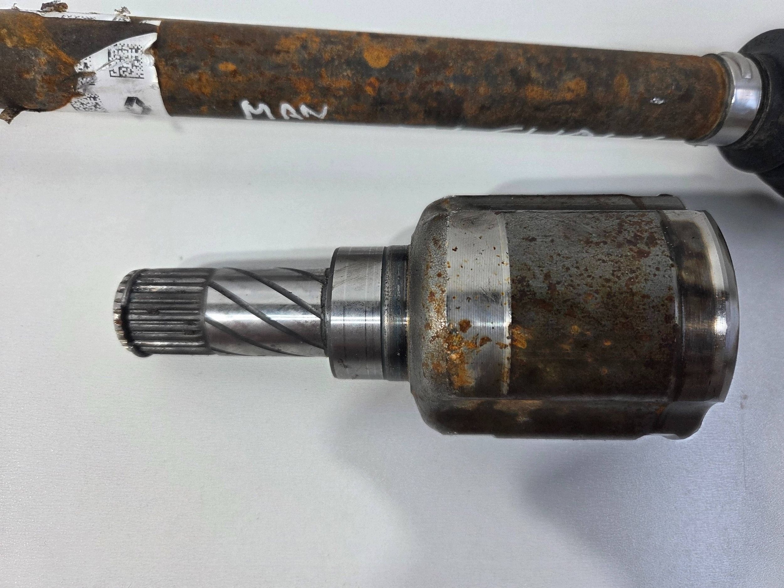 Renault Clio VI 1,2 manual semi-axis front left 391012249RA (P882)