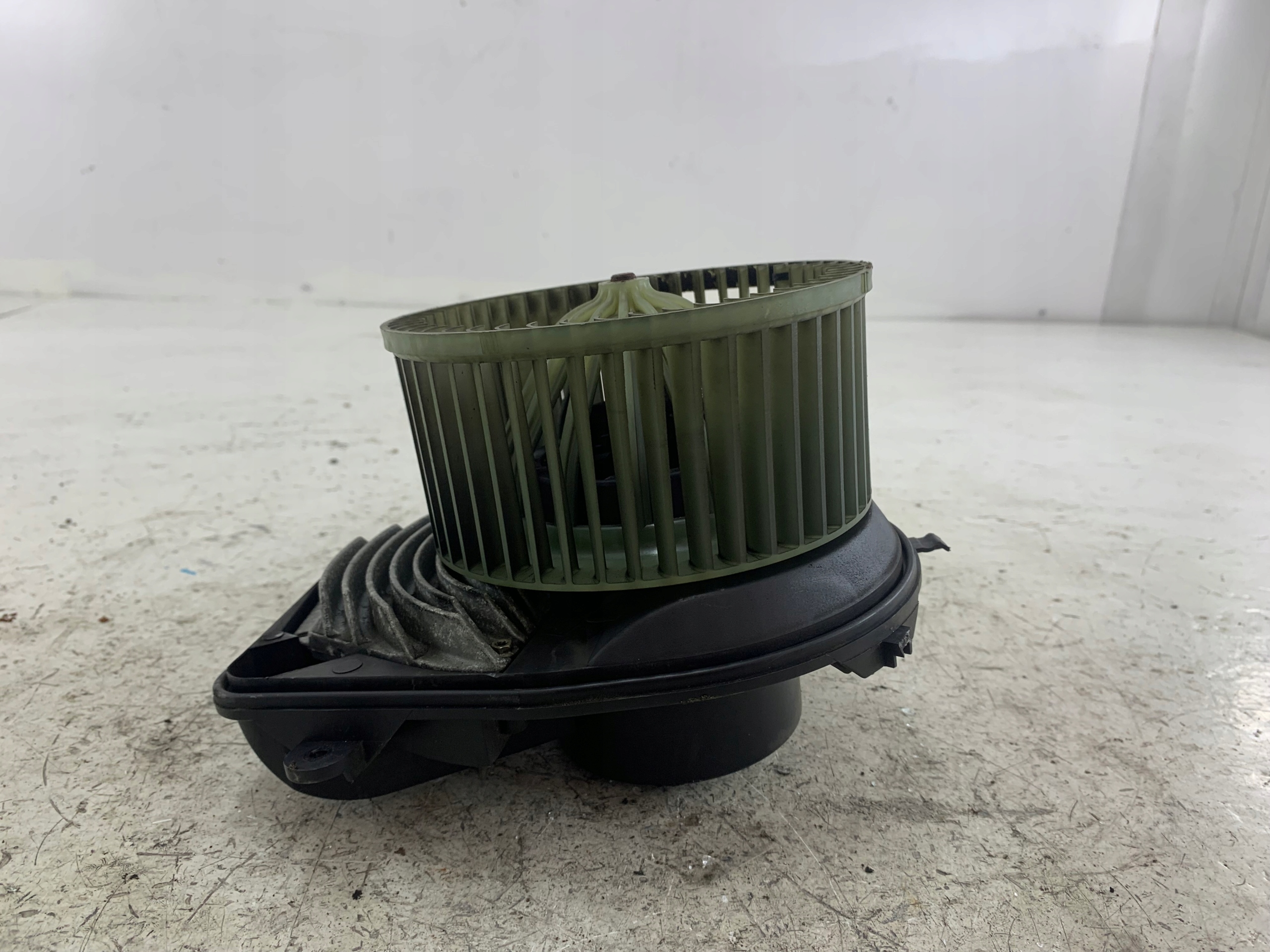 VW PASSAT B5 LIFT heating air conditioning devices 8D1820021 740221233F