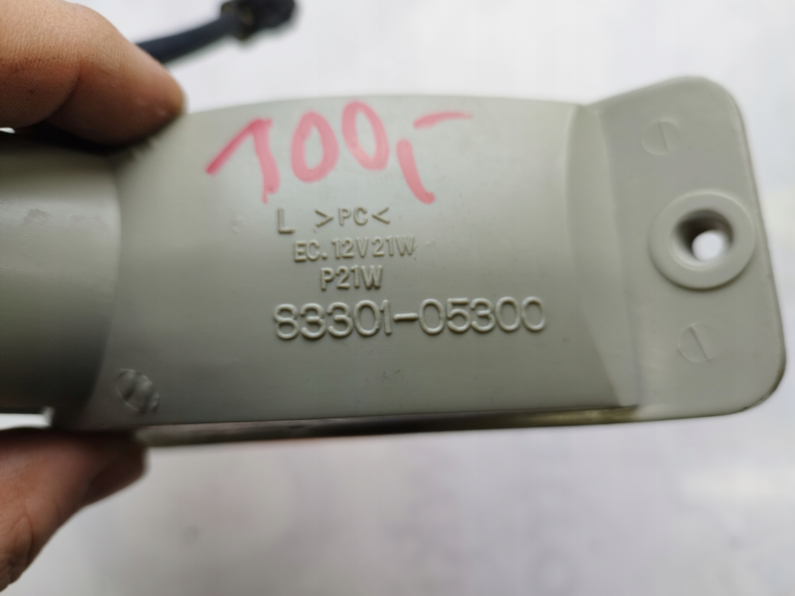 MUSSO поворотник 83301-05300