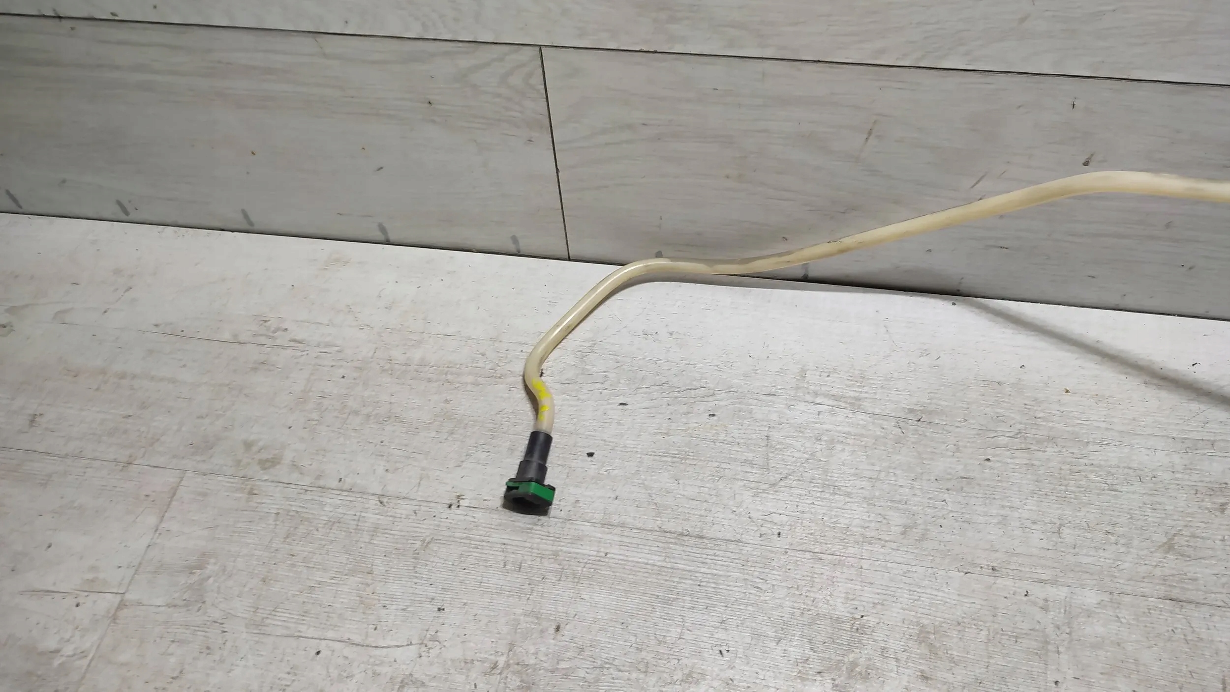 Mercedes-Benz A-classa W176 17r. 1.5cdi fuel line