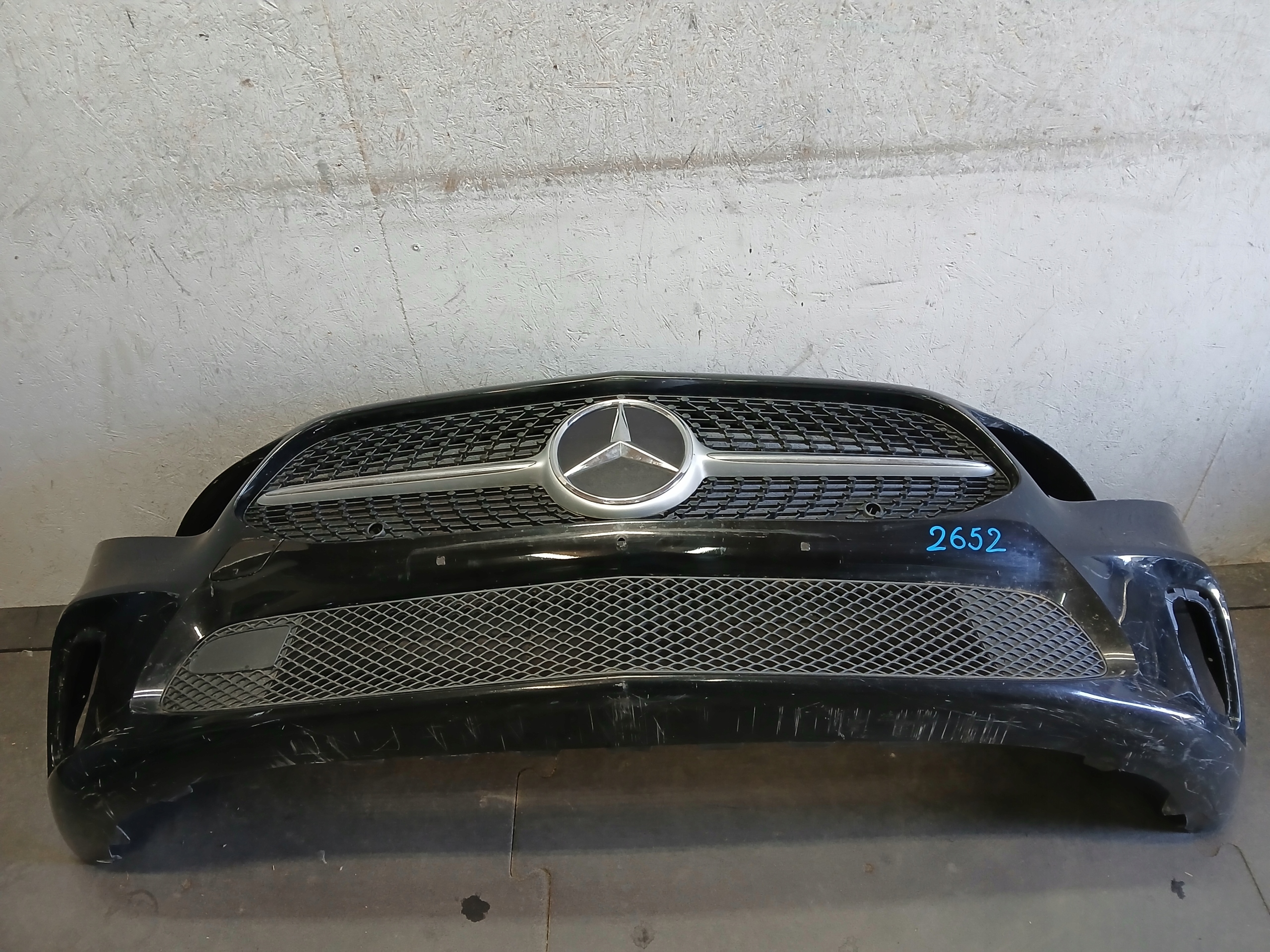 Stoßstange vorne MERCEDES A KLASA W177