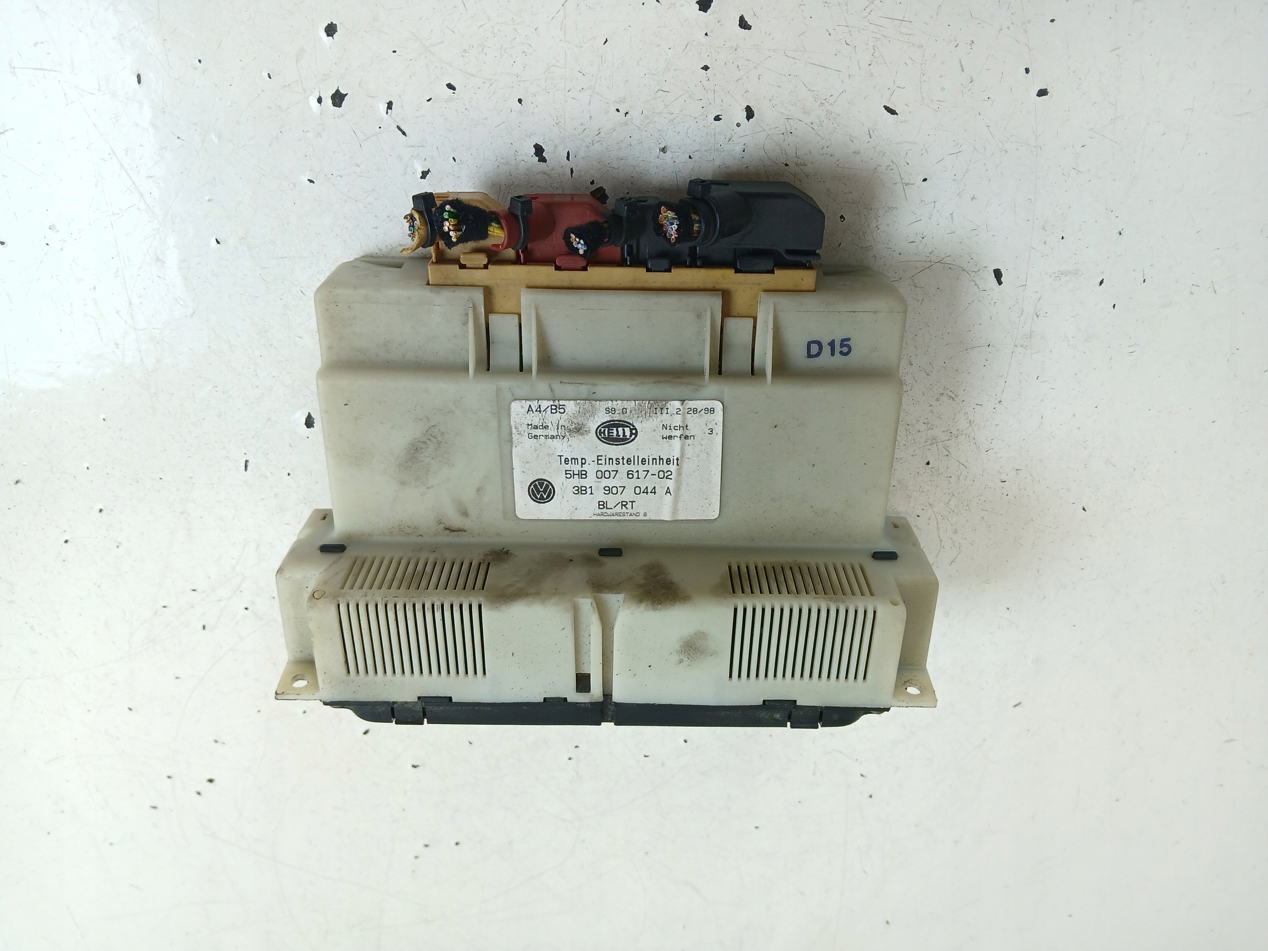 VW GOLF IV PASSAT B5 prekidač klime CLIMATRONIC 3B1907044A