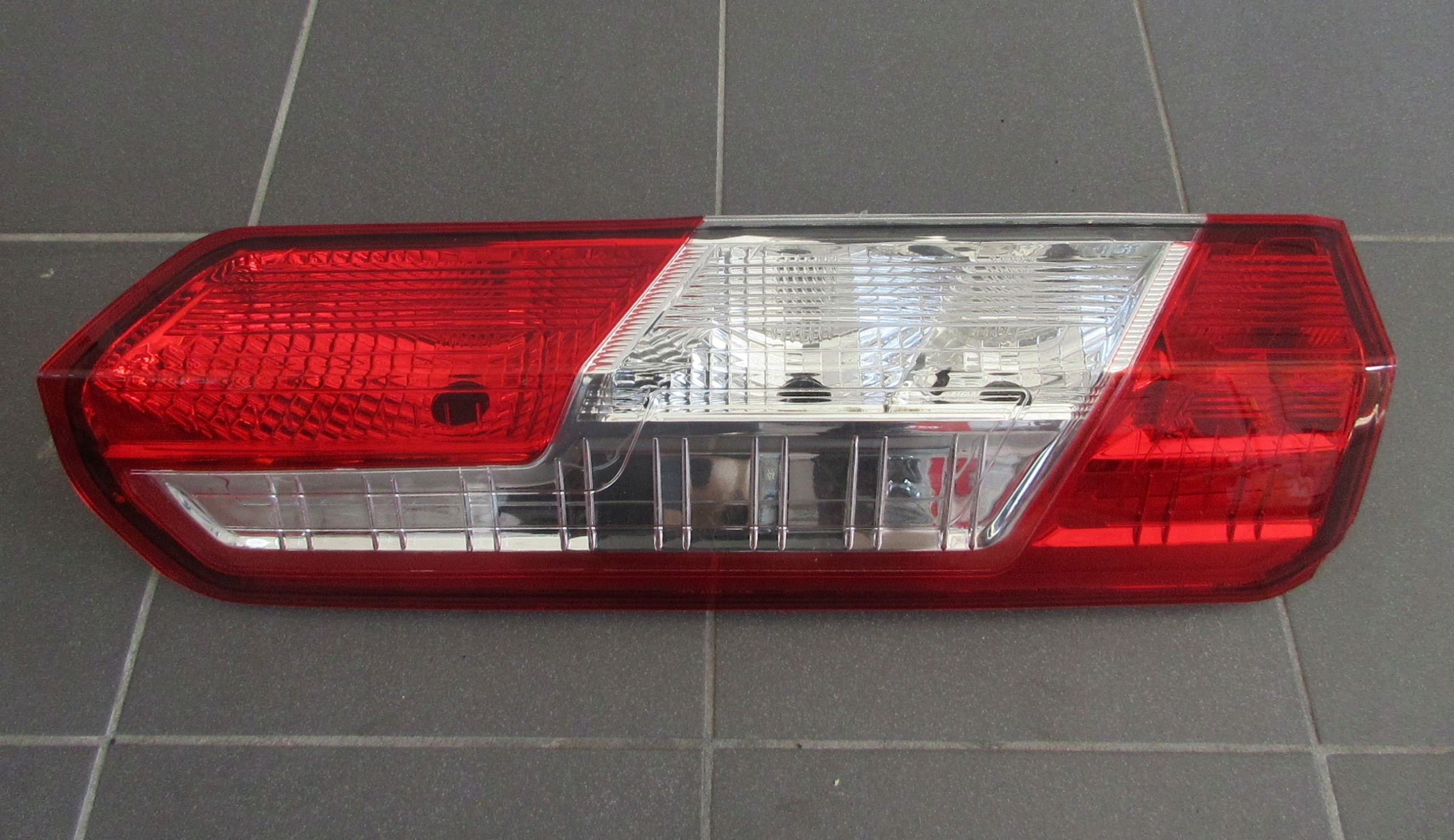 ФАРА ЗАД. ЗАДНЯ ЛІВА FORD TRANSIT Mk8 ОРИГІНАЛ